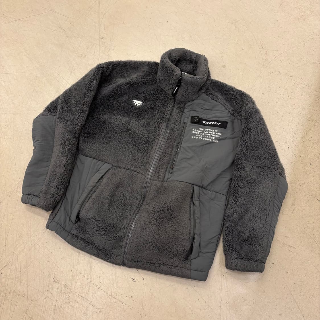 다이나핏 그레이 플리스 자켓 상품이미지1