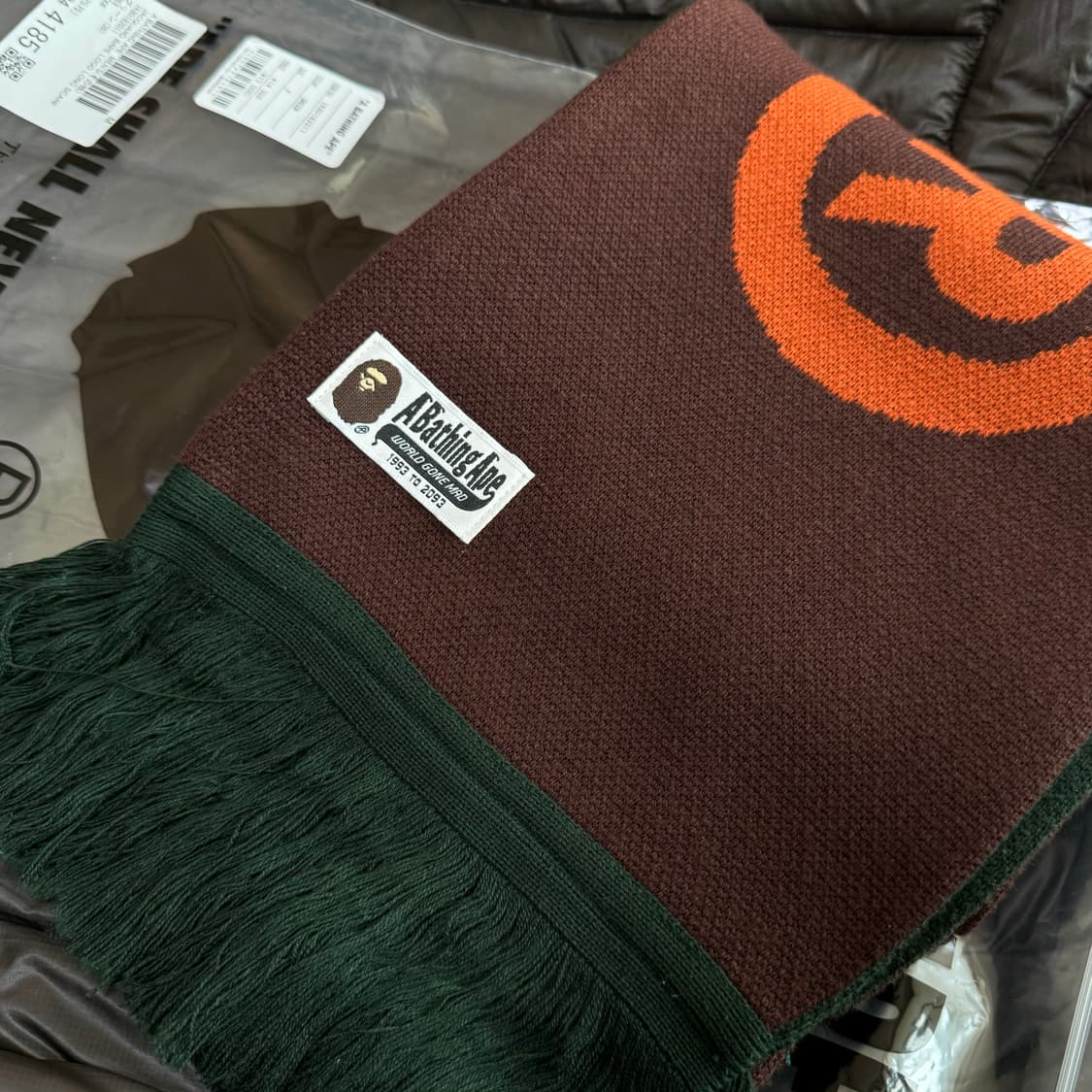 베이프 자카드 로고 롱 스카프 머플러 목도리 브라운 그린 리버시블 양면 상품이미지6