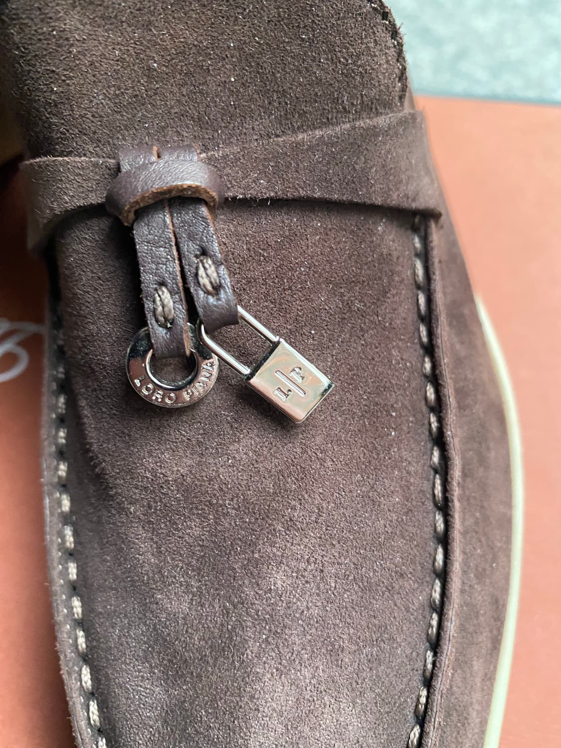 loro piana 로로피아나 썸머참스 36 초콜릿 상품이미지4