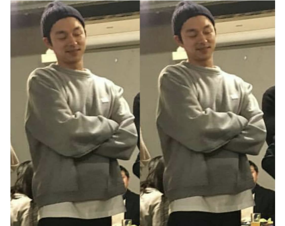 아크네 핀트페이스 맨투맨 상품이미지10