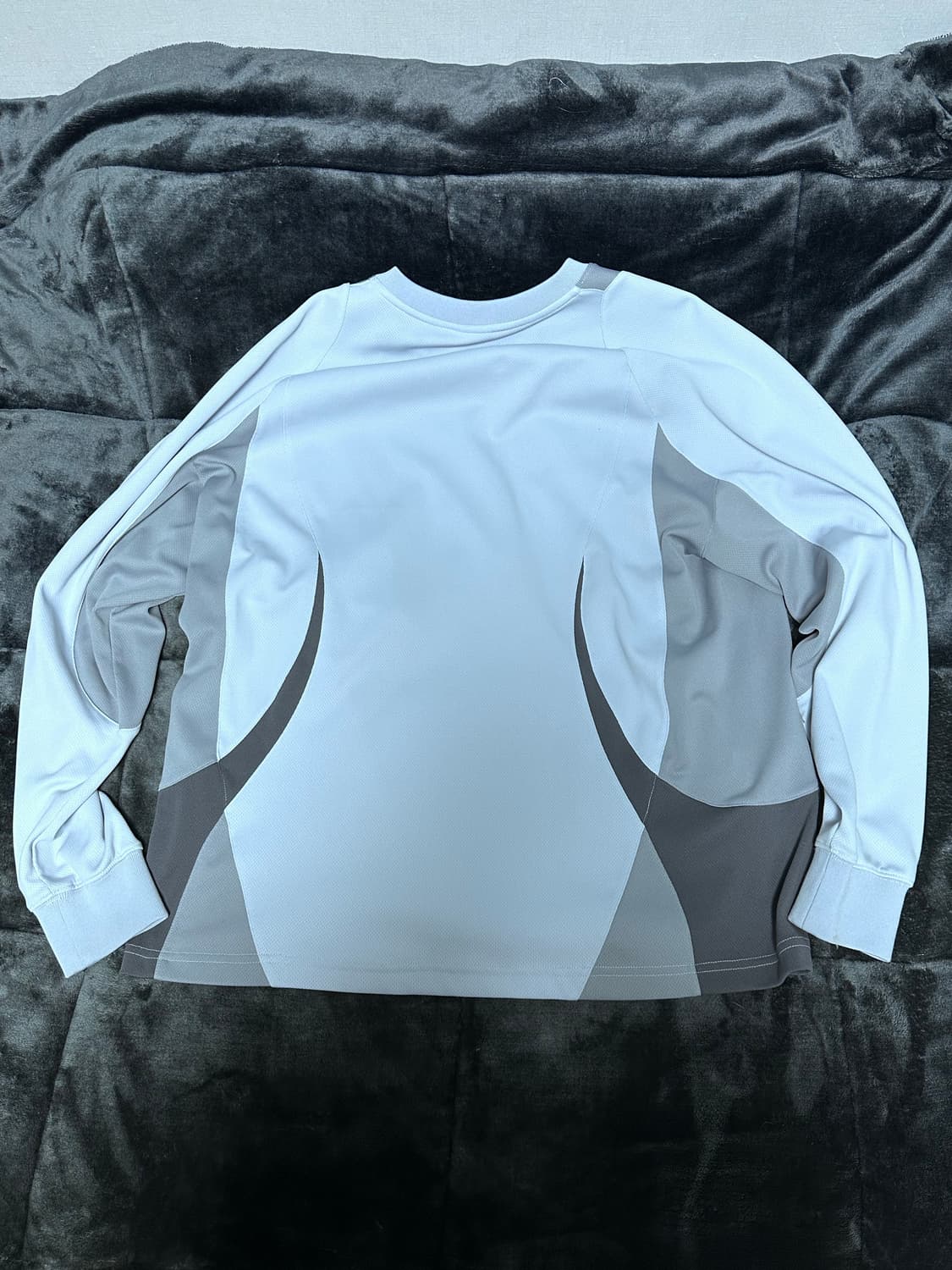 산산기어 슬래시 롱슬리브  상품이미지2