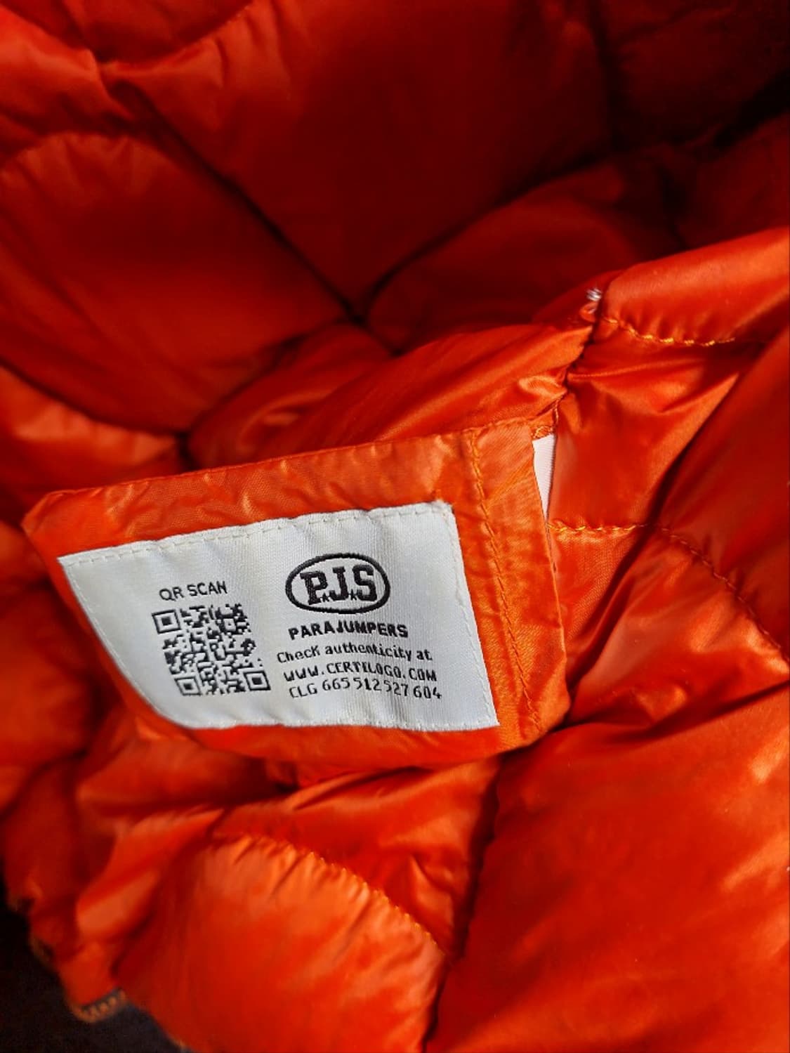 파라점퍼스 고비 마스터라이트 블랙 패딩 XL 정품 상품이미지7