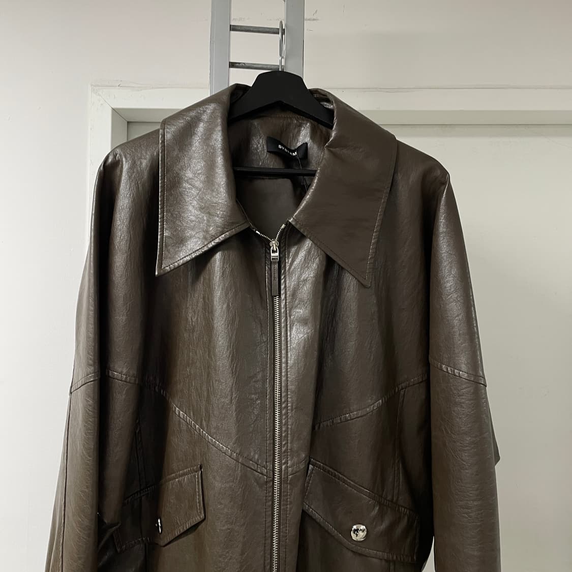 2022 시스템 페이크레더 브라운 자켓 82(W) 상품이미지2