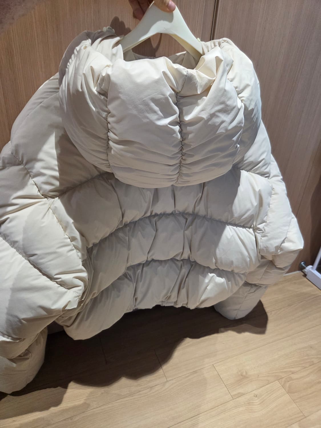 에즈이프캘리 아이보리 베이지 패딩 상품이미지6