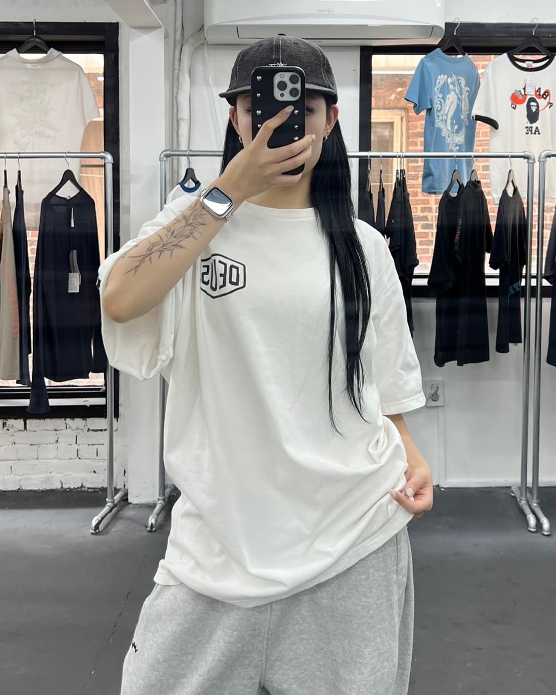 데우스 서울 티셔츠 상품이미지1