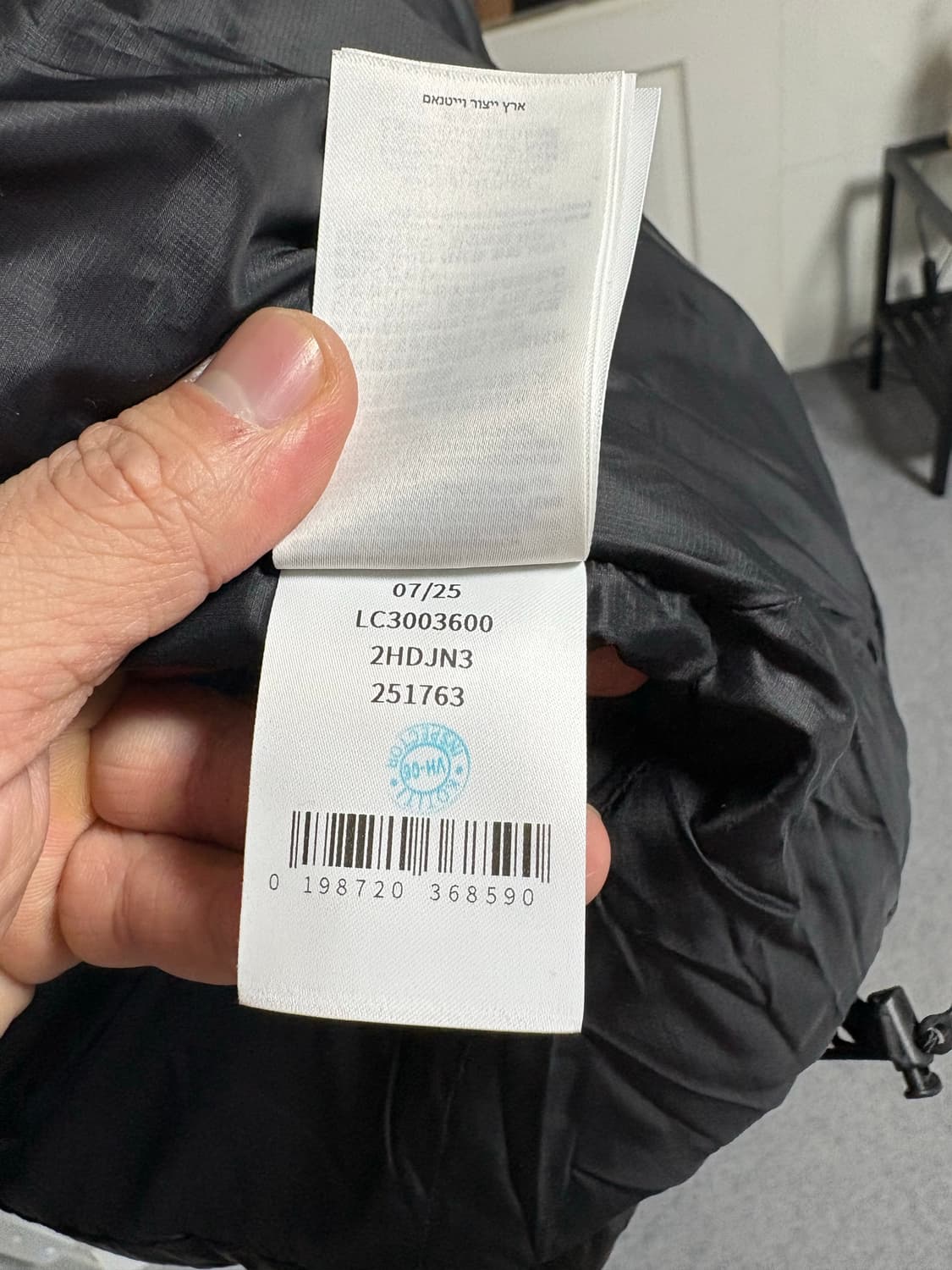 살로몬 컨투어 크롭 패딩 상품이미지3