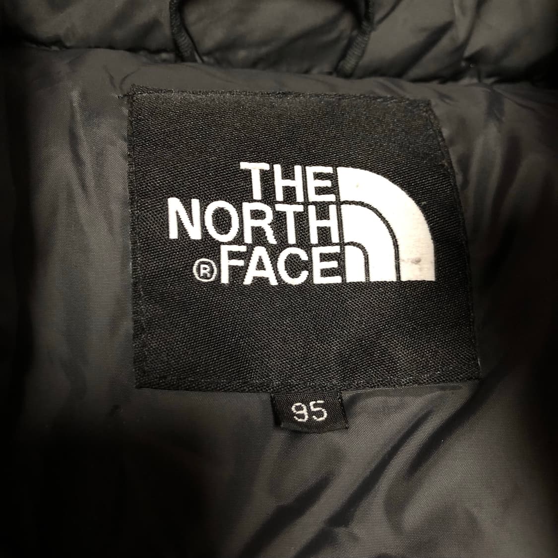 노스페이스 700 눕시 패딩 레드/블랙 자켓 상품이미지4