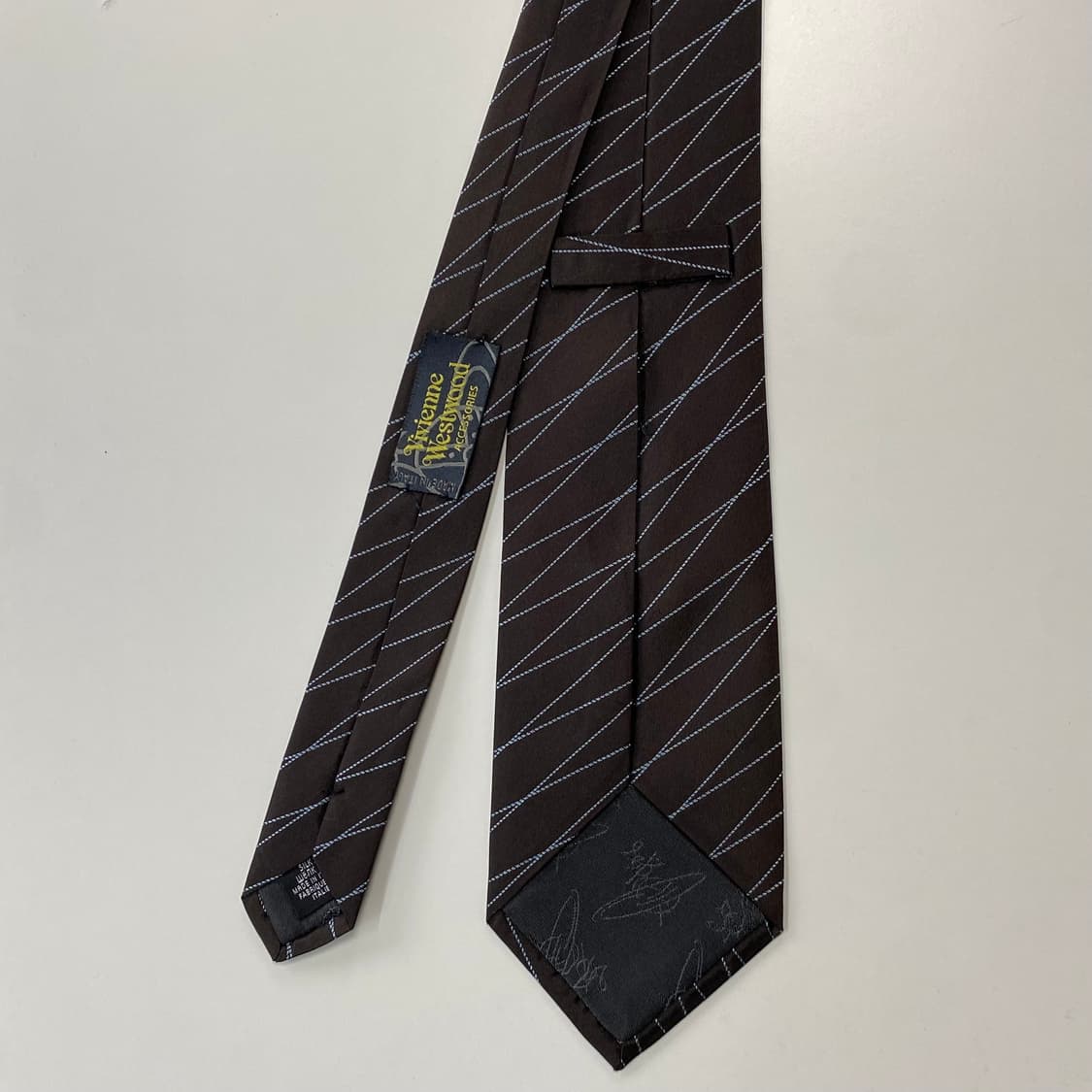 비비안웨스트우드 정품 명품 심플로고넥타이(Vivienne) 상품이미지2