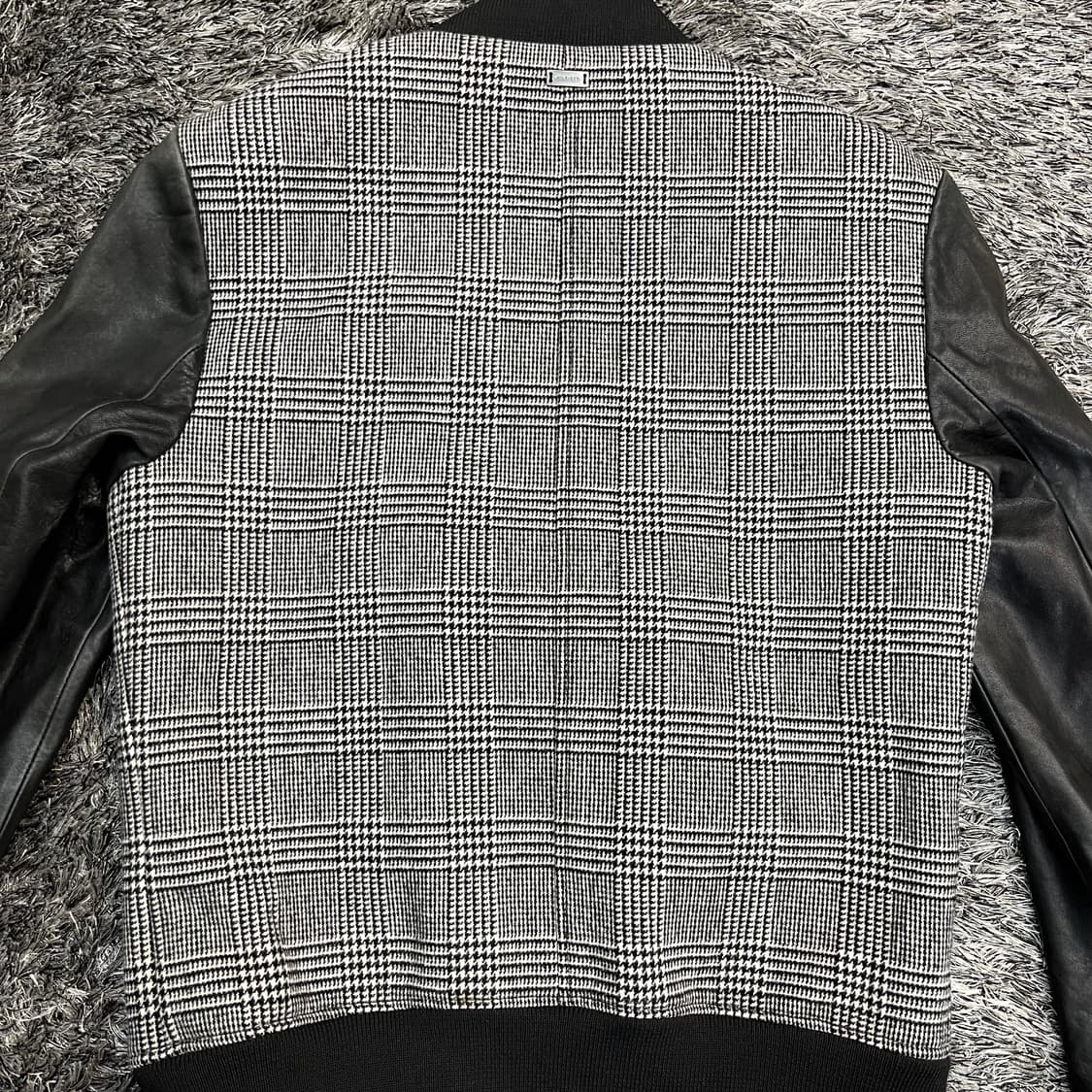 타미힐피거 남성 양가죽 레더암 자켓 (48) 팔쪽 색나감 상품이미지4