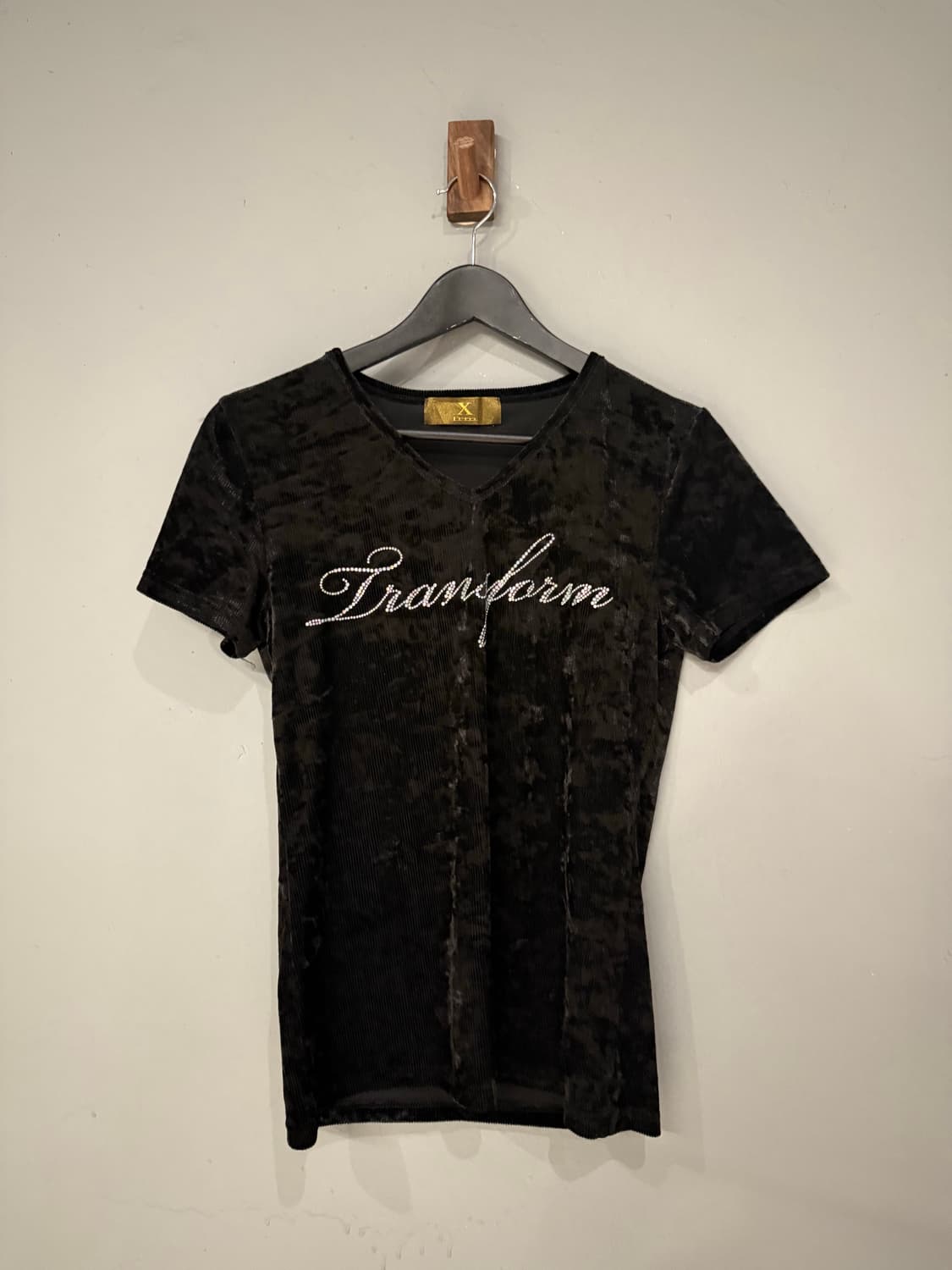 XFRM cubic lettering velvet top 상품이미지4