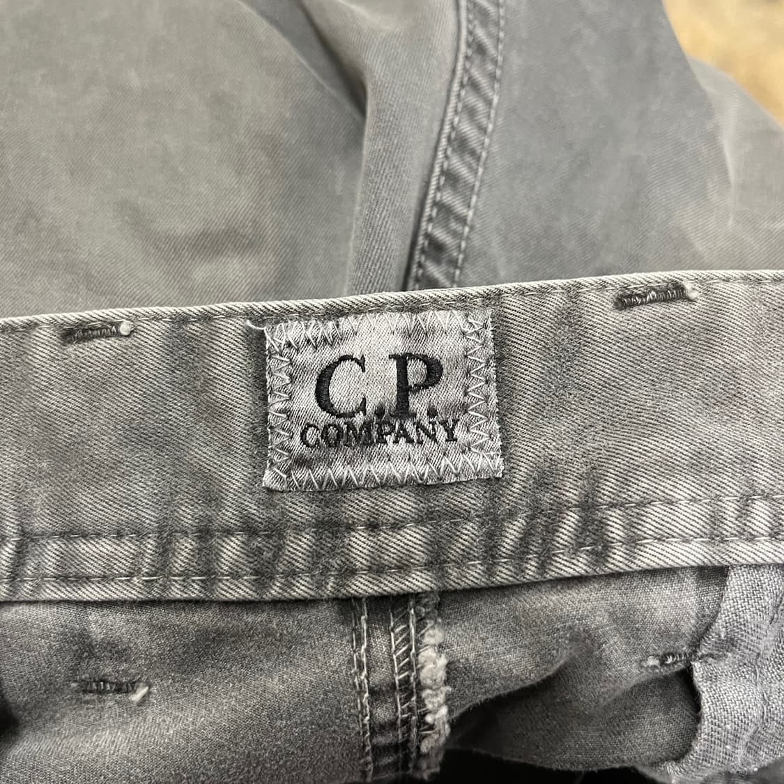 [정품/82] C.P.컴퍼니 렌즈 카고 팬츠 그레이 b19 상품이미지5