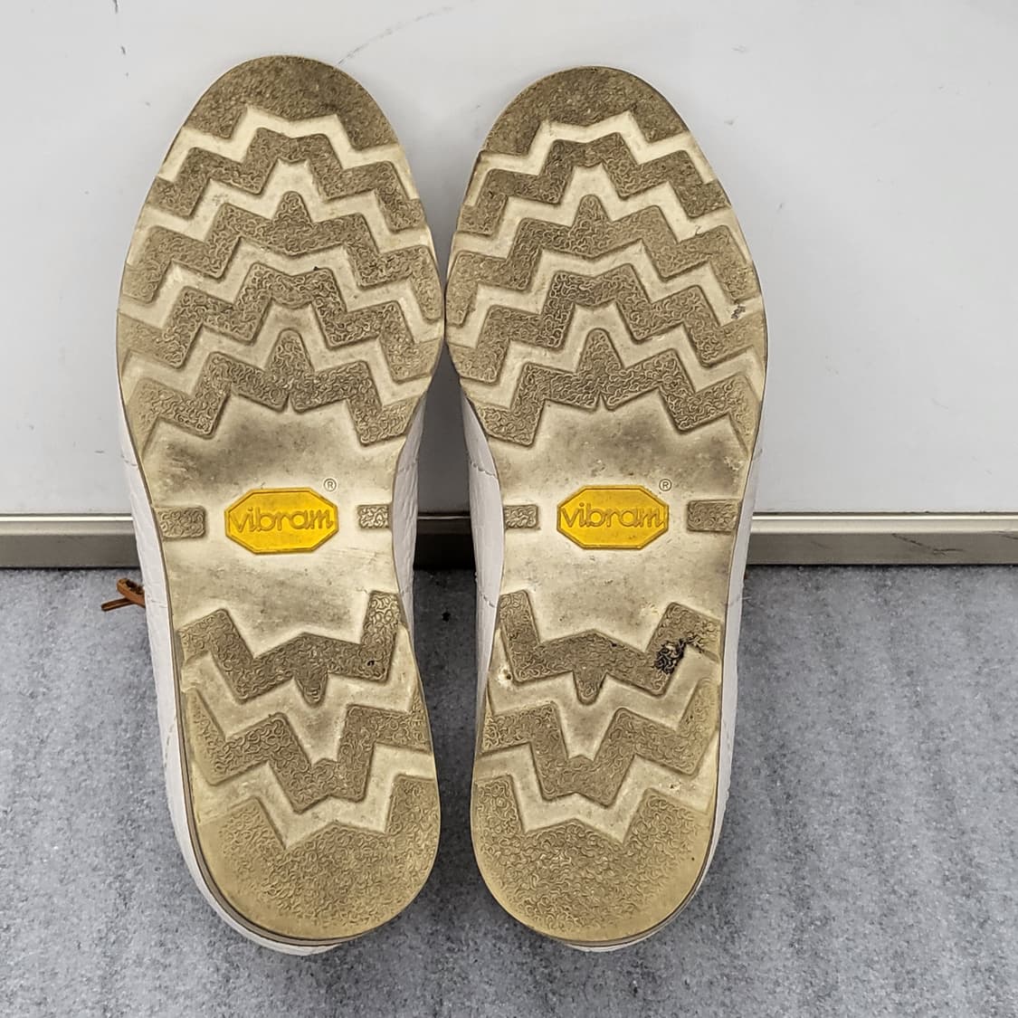 닥스 남성 가죽 캐주얼 스니커즈 265mm 상품이미지8