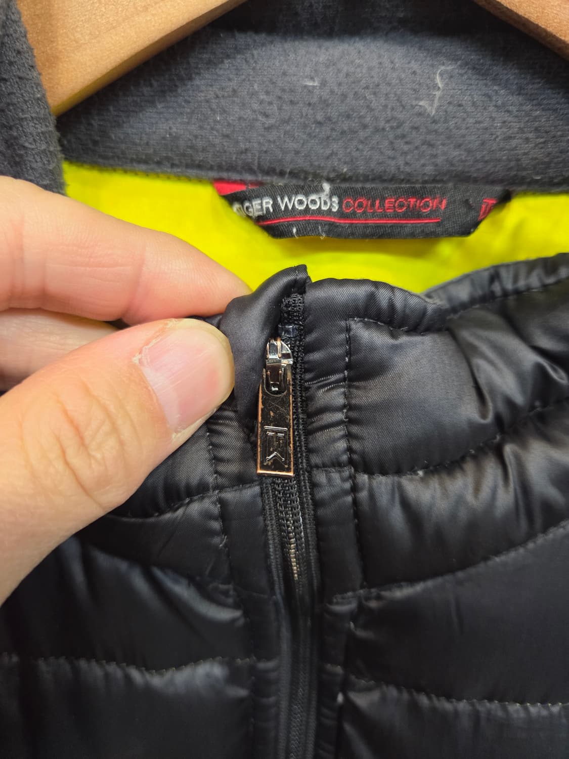 나이키 타이거우즈 컬렉션 골프 덕다운 경량패딩 m 상품이미지3