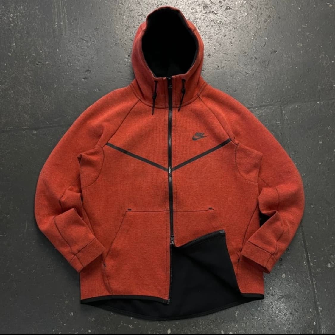 나이키 테크팩 빨강 상품이미지1