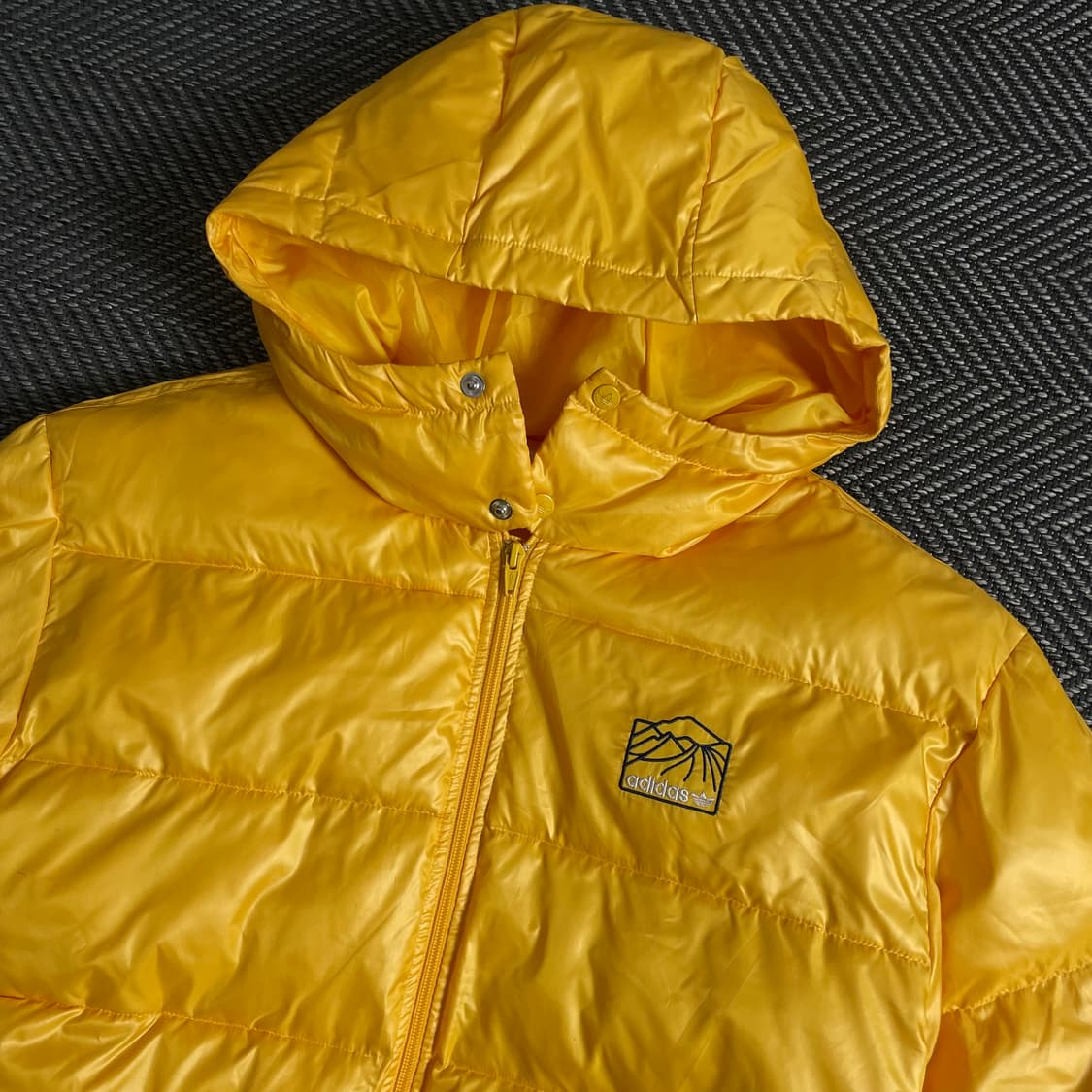00s 아디다스 올드스쿨 글로시 경량 패딩y 3556 상품이미지5