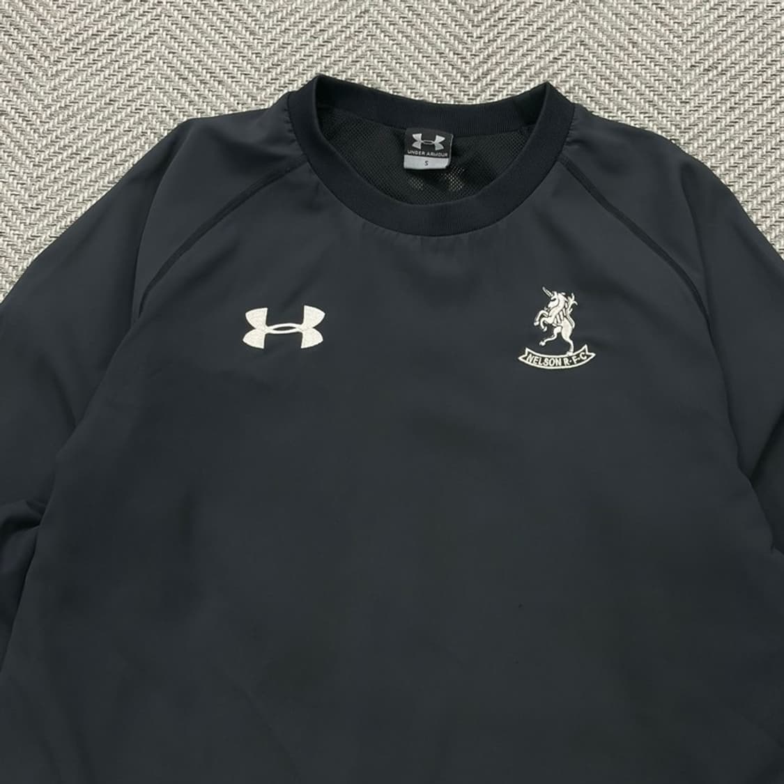 언더아머 자수로고 웜업 v2472 상품이미지3