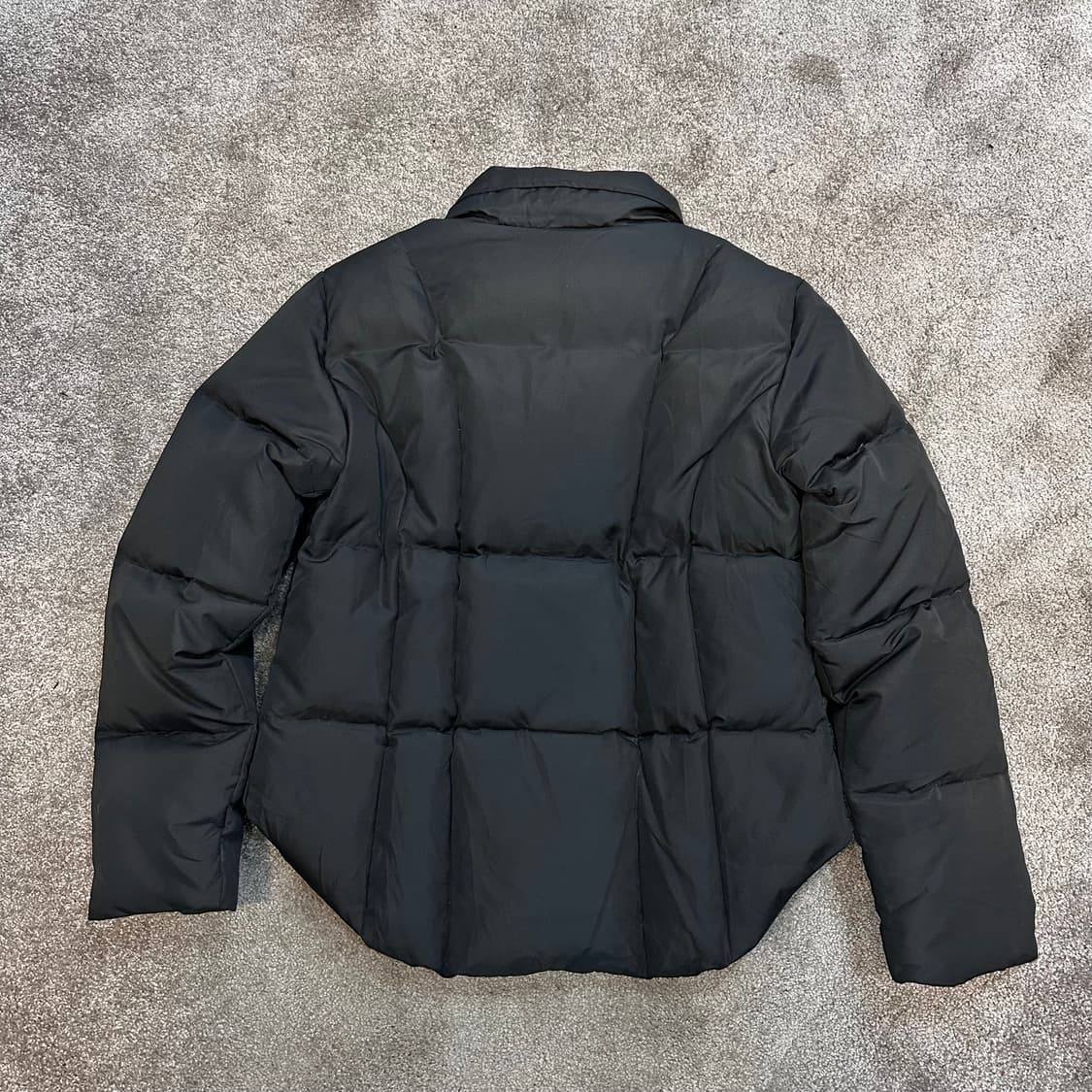 DKNY 퀄팅 블랙 덕다운 숏 푸퍼 자켓M 상품이미지6