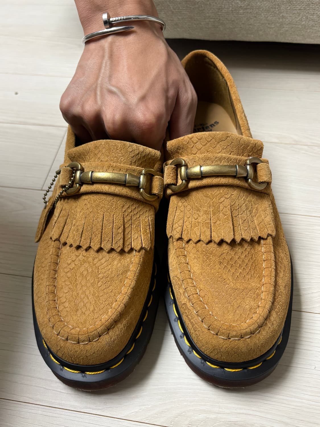 닥터마틴 스웨이드로퍼 상품이미지2