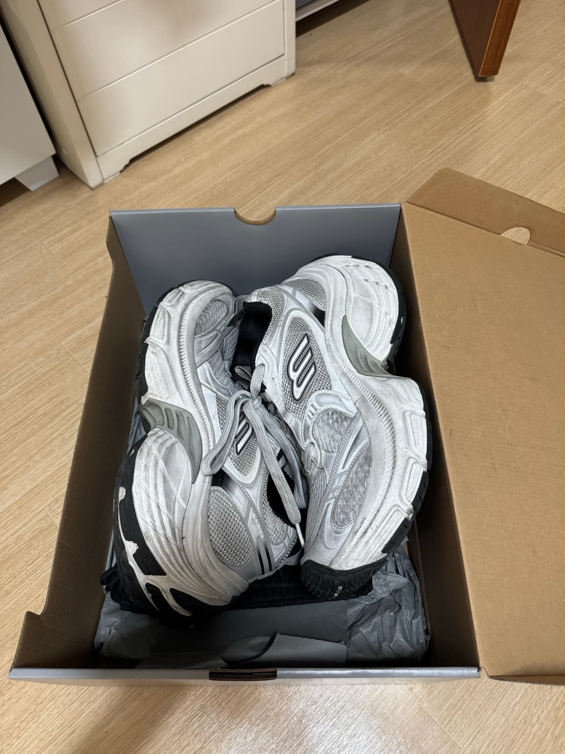 발렌시아가 10 xl  43 상품이미지8