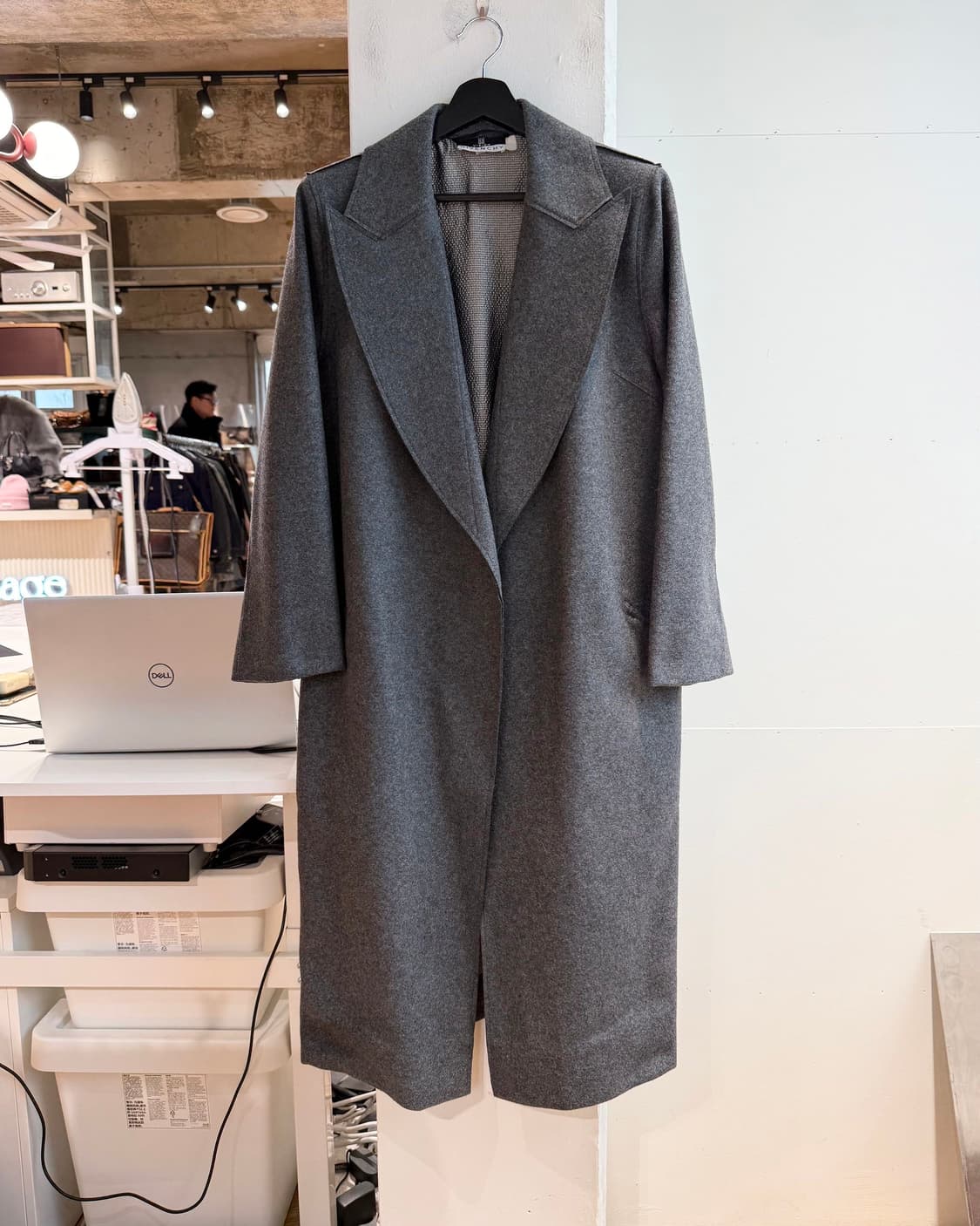 지방시 그레이 울 싱글 롱코트  상품이미지2