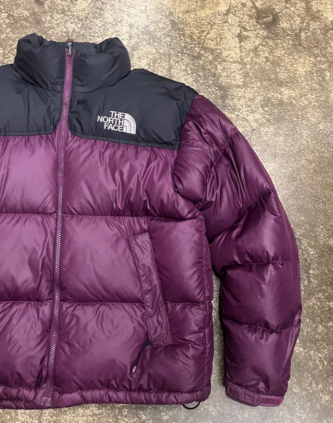 노스페이스 700 구형 눕시 퍼플 구스패딩 상품이미지4