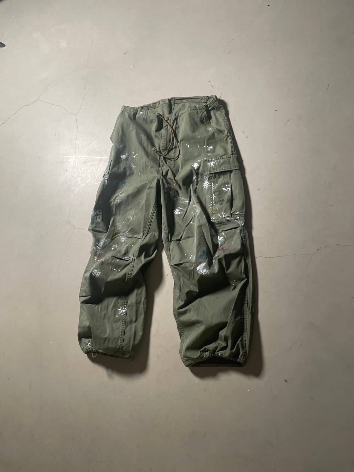 존블  Hand-Painted Wide Cargo Pants 상품이미지1