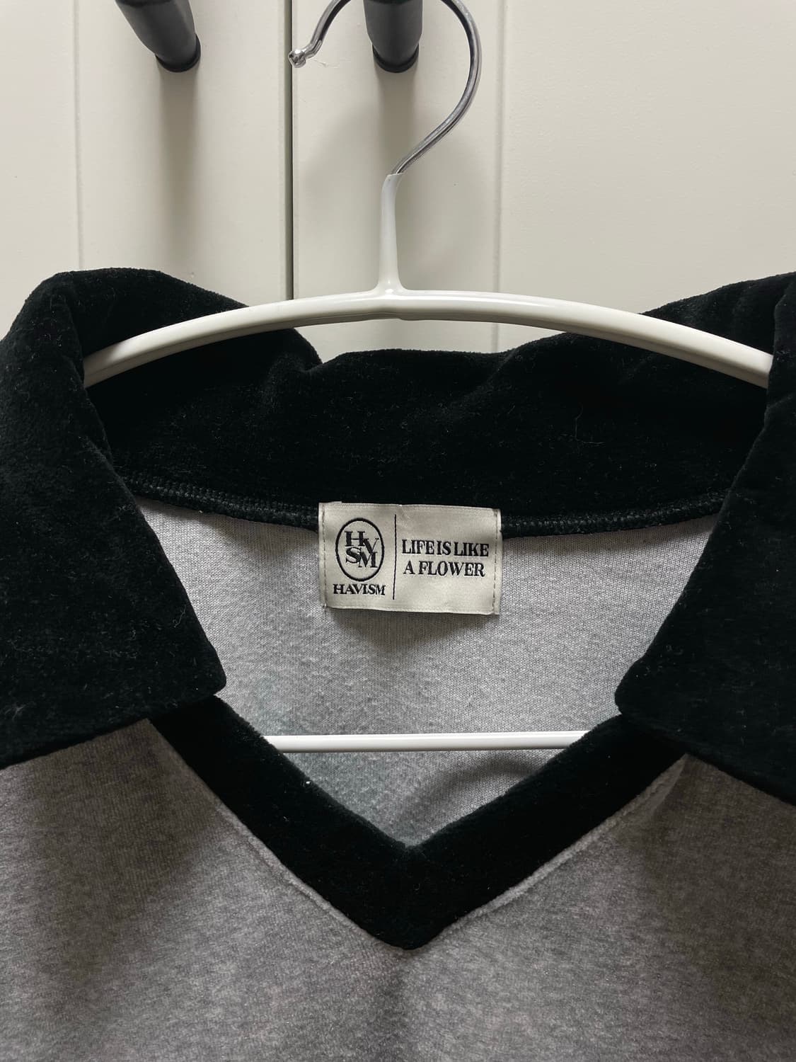 HAVISM 해비즘 벨루어 브이넥 맨투맨 상품이미지5