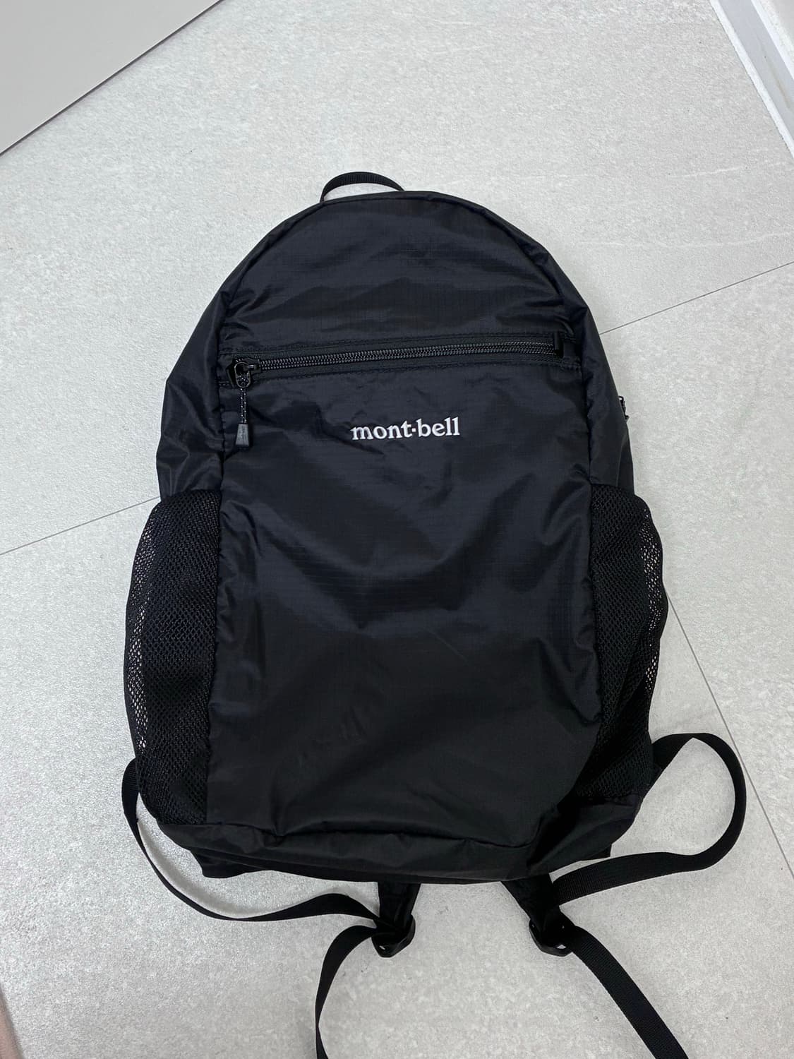 몽벨 백팩 포켓터블 라이트백 10L 상품이미지1