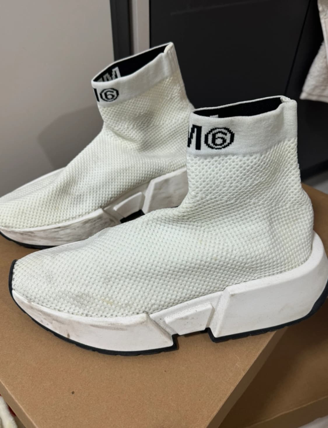 Mm6 삭스스니커즈 상품이미지4