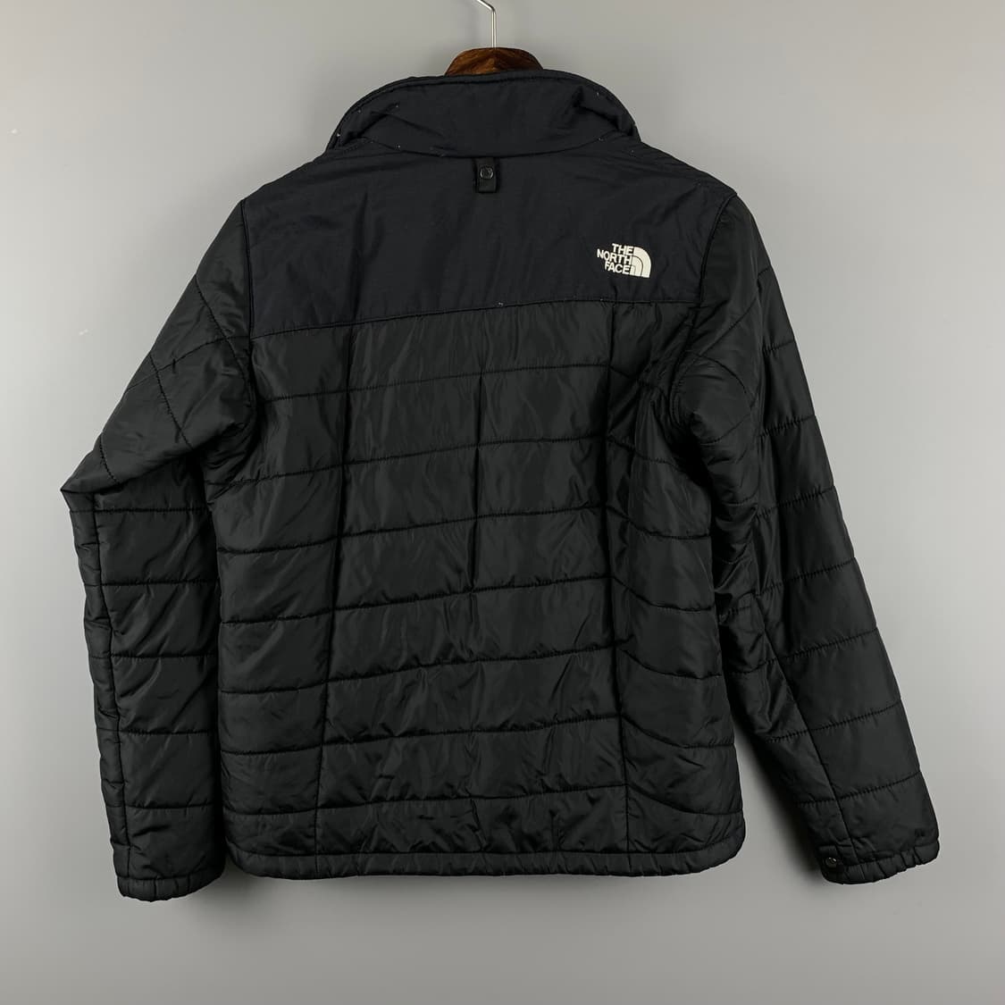 노스페이스 블랙 경량패딩 상품이미지3