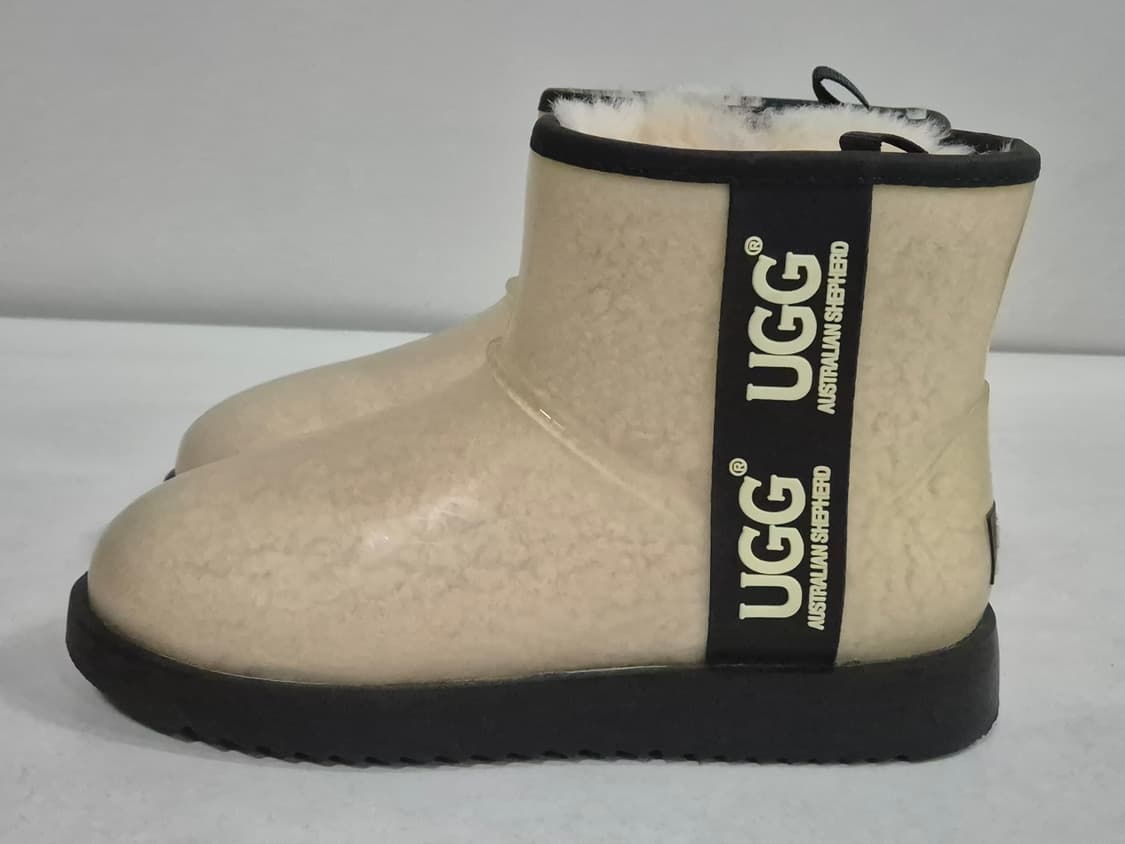 UGG 어그 클리어 부츠 (EU37/235) 상품이미지4