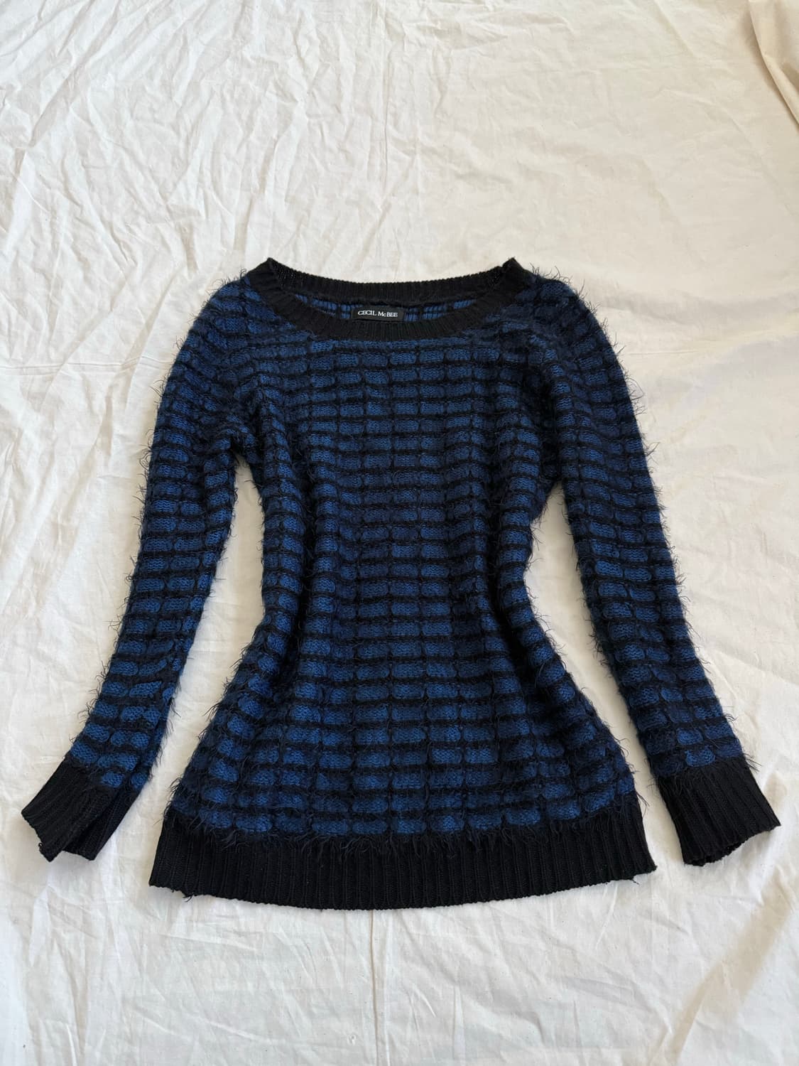 세실맥비 딥블루 캐캐체 나나 펑크 니트 상품이미지1