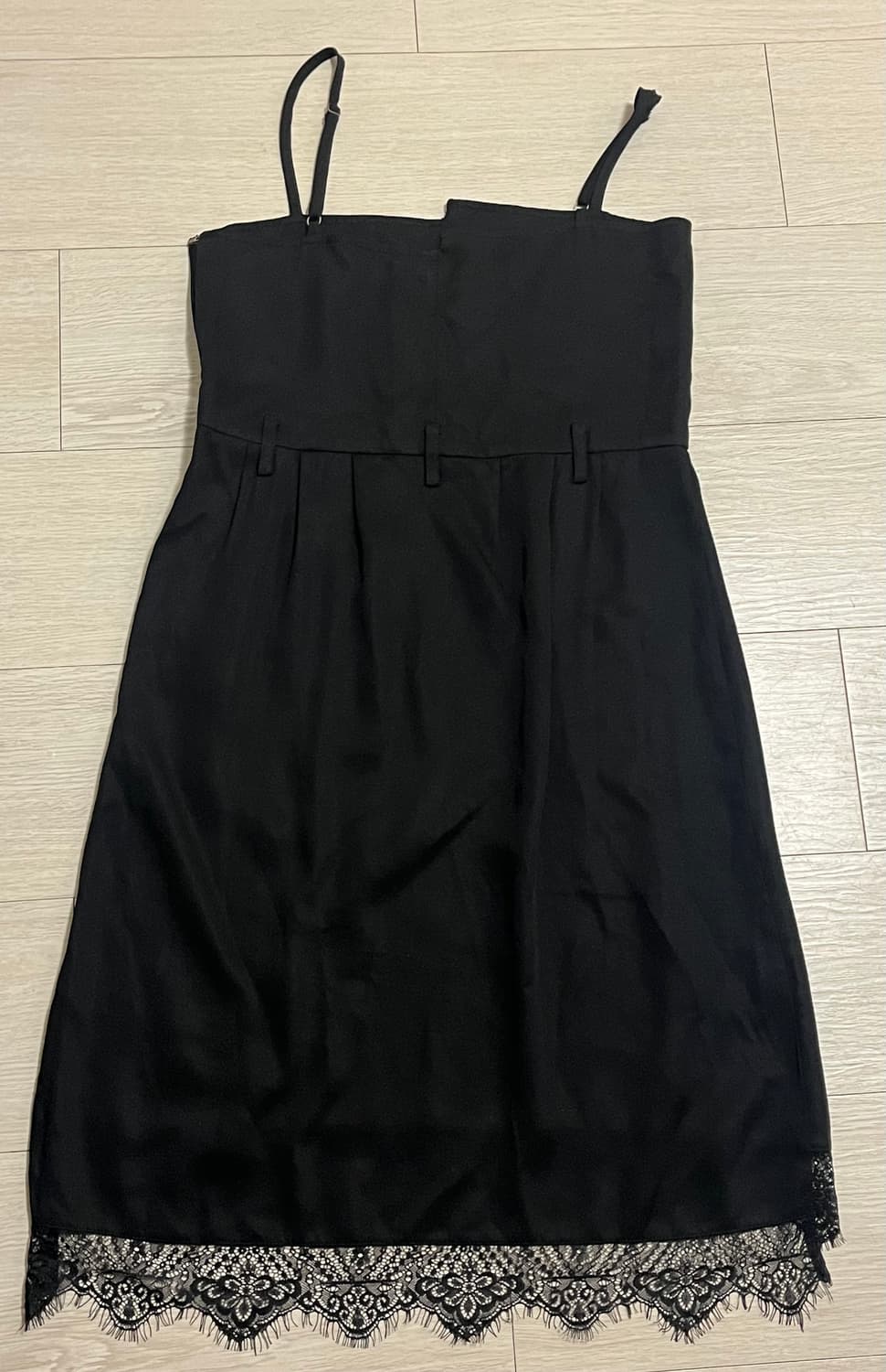 밀로우먼 언발란스 레이스 미니 드레스 상품이미지3