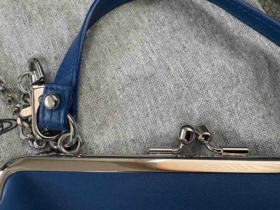 비비안웨스트우드 엠마 체인백 크로스 토트 상품이미지3