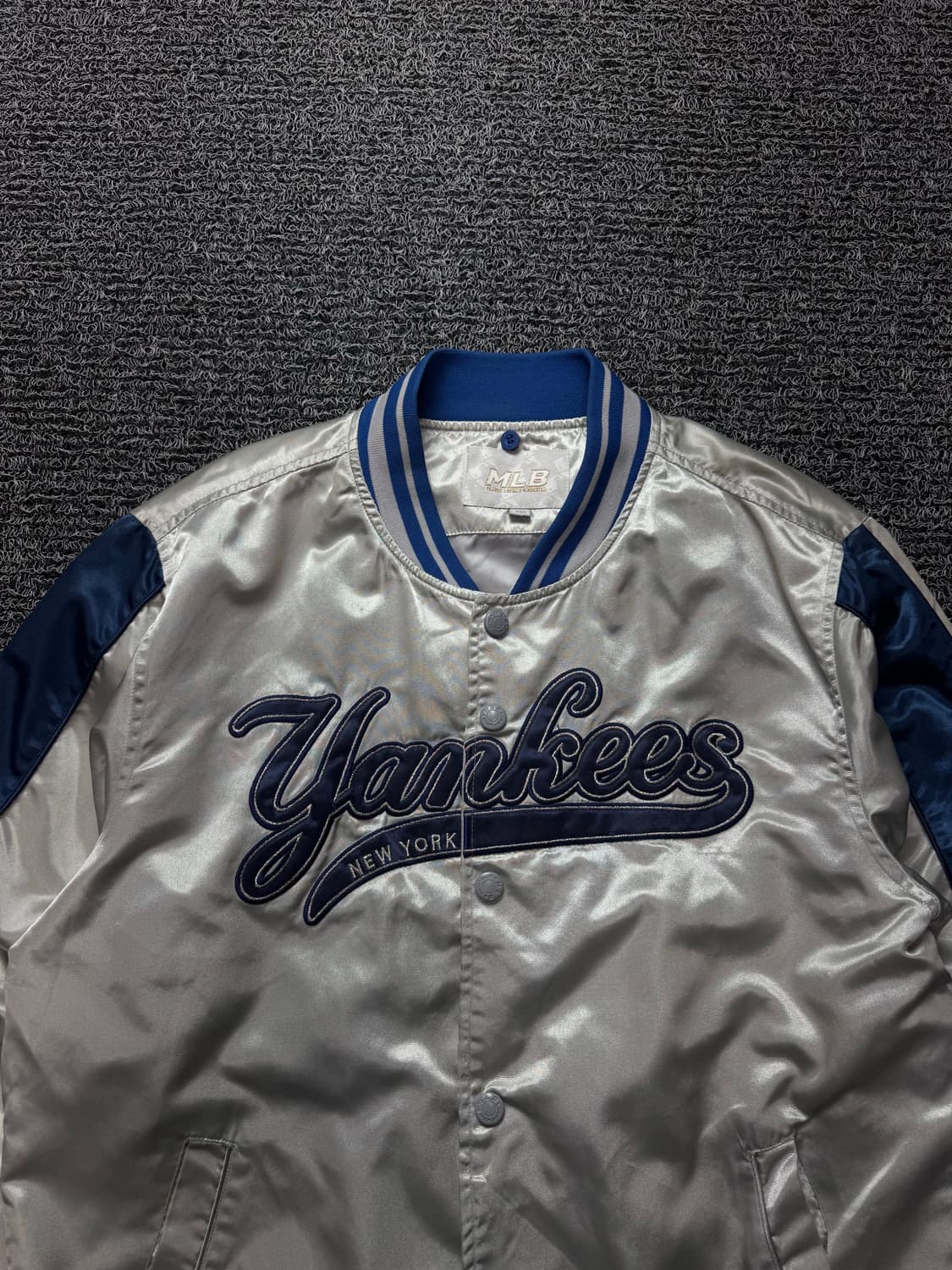 00s MLB 뉴욕 양키스 빅로고 사틴 메탈 바시티 자켓 898 상품이미지1