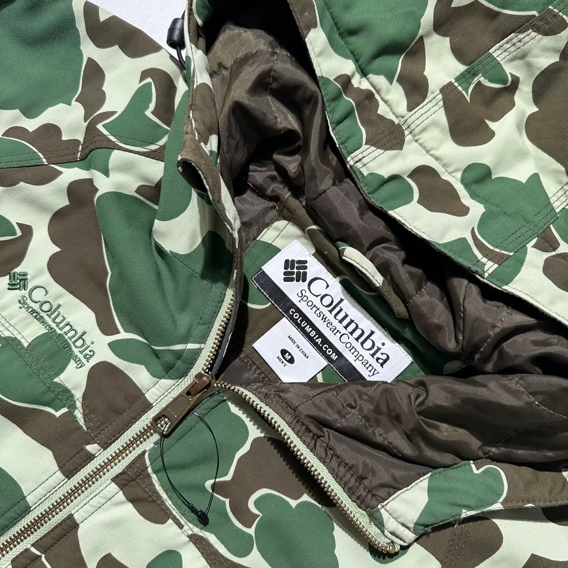 컬럼비아 카모플라쥬 후드 경량 패딩 자켓 상품이미지5