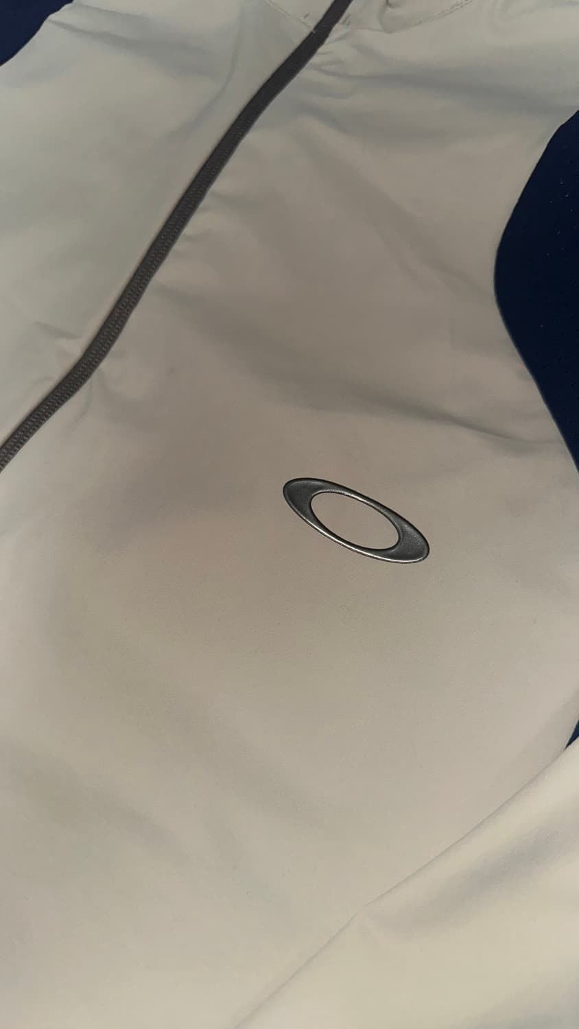 오클리 집업 상품이미지3