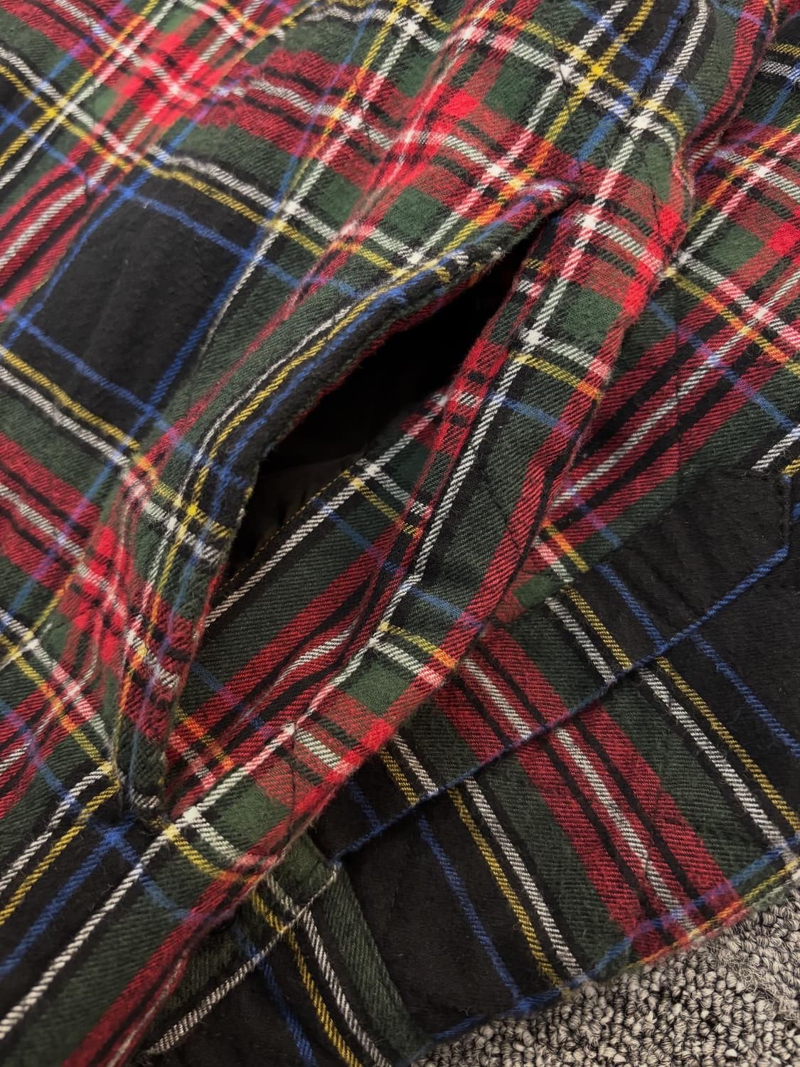 Supreme quilted flannel shirt jacket 상품이미지2