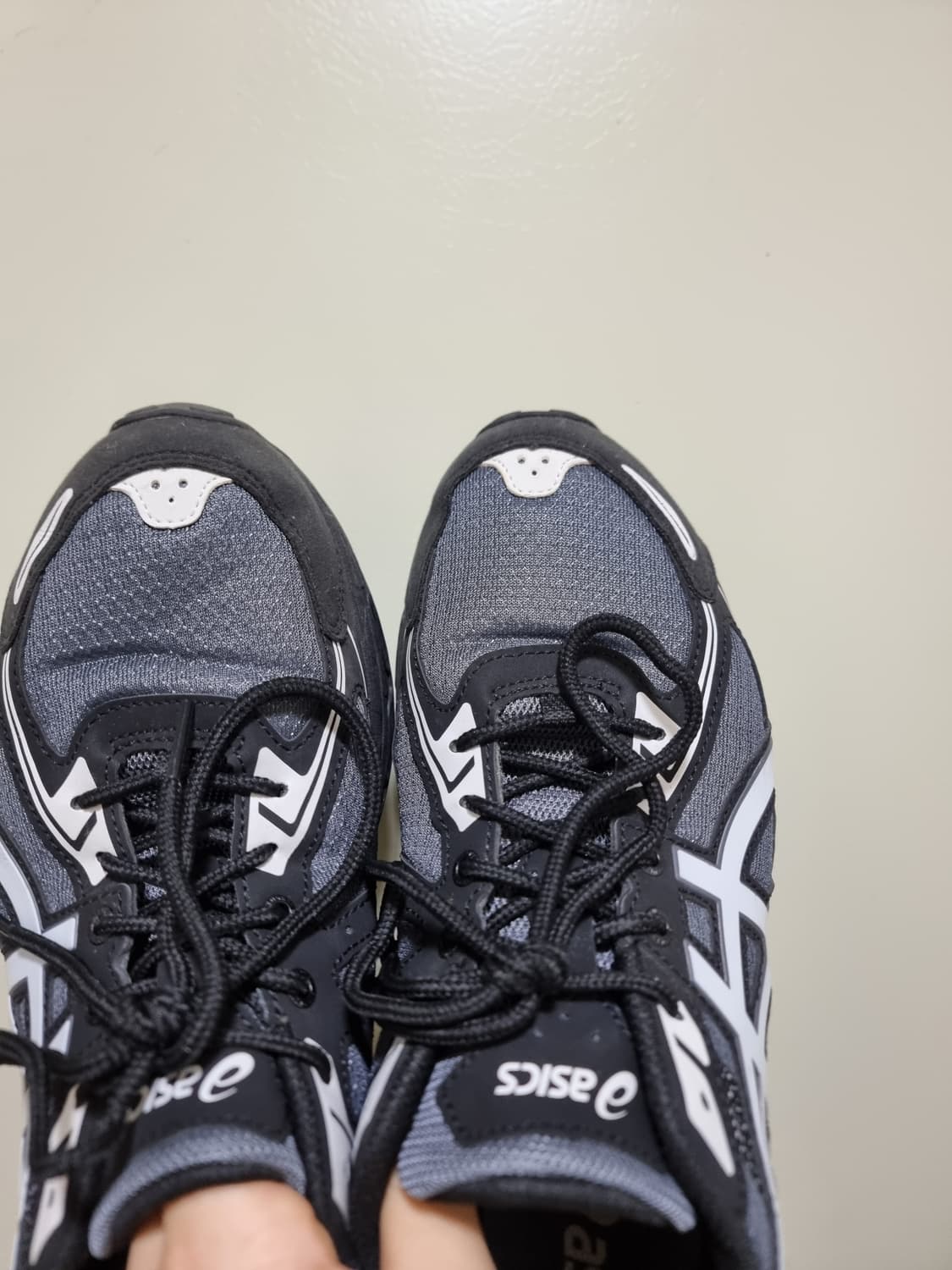 아식스 젤벤쳐 6 캐리어 그레이 상품이미지1