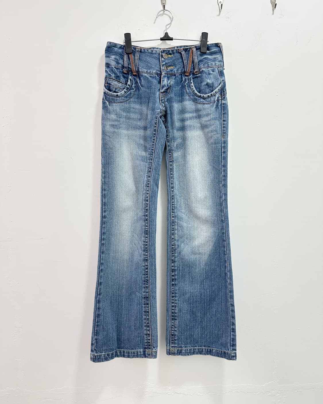 Riche Glamour buttoned denim flare jeans 상품이미지1