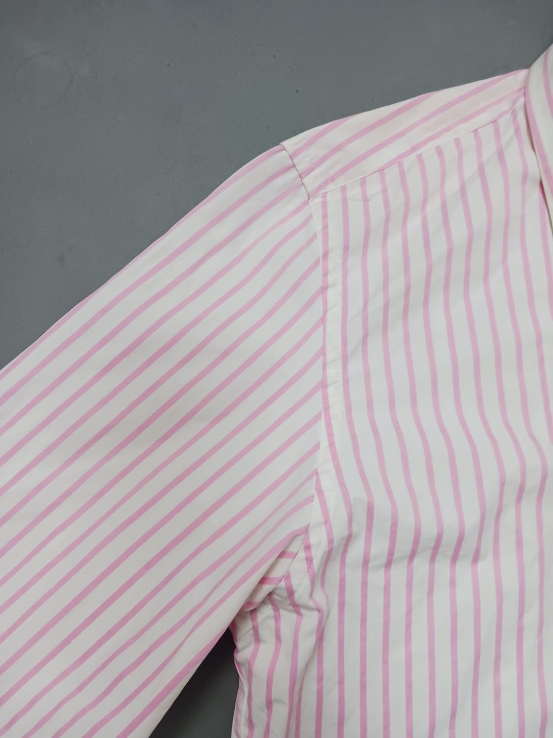 [2XL] 아베크롬비 앤 피치 머슬핏 핑크 스트라이프 셔츠 상품이미지4