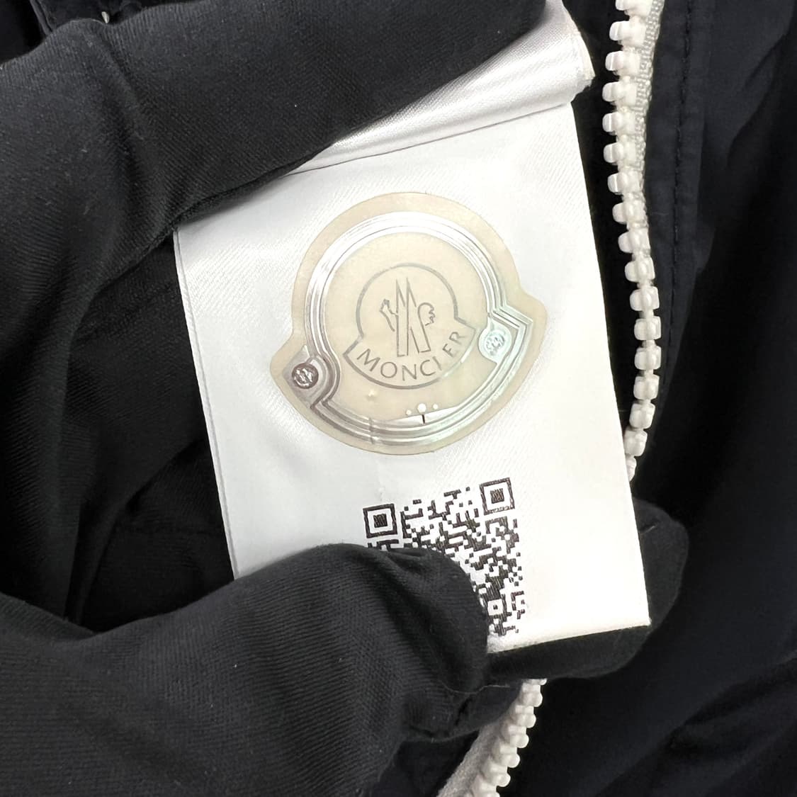 [2사이즈] 몽클레어 바람막이 집업 자켓 네이비 상품이미지9