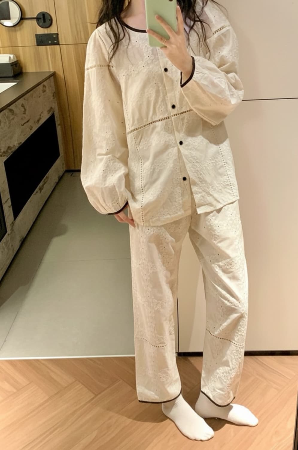 누아젤 여성 자수 면 파자마세트 베이지 상품이미지4