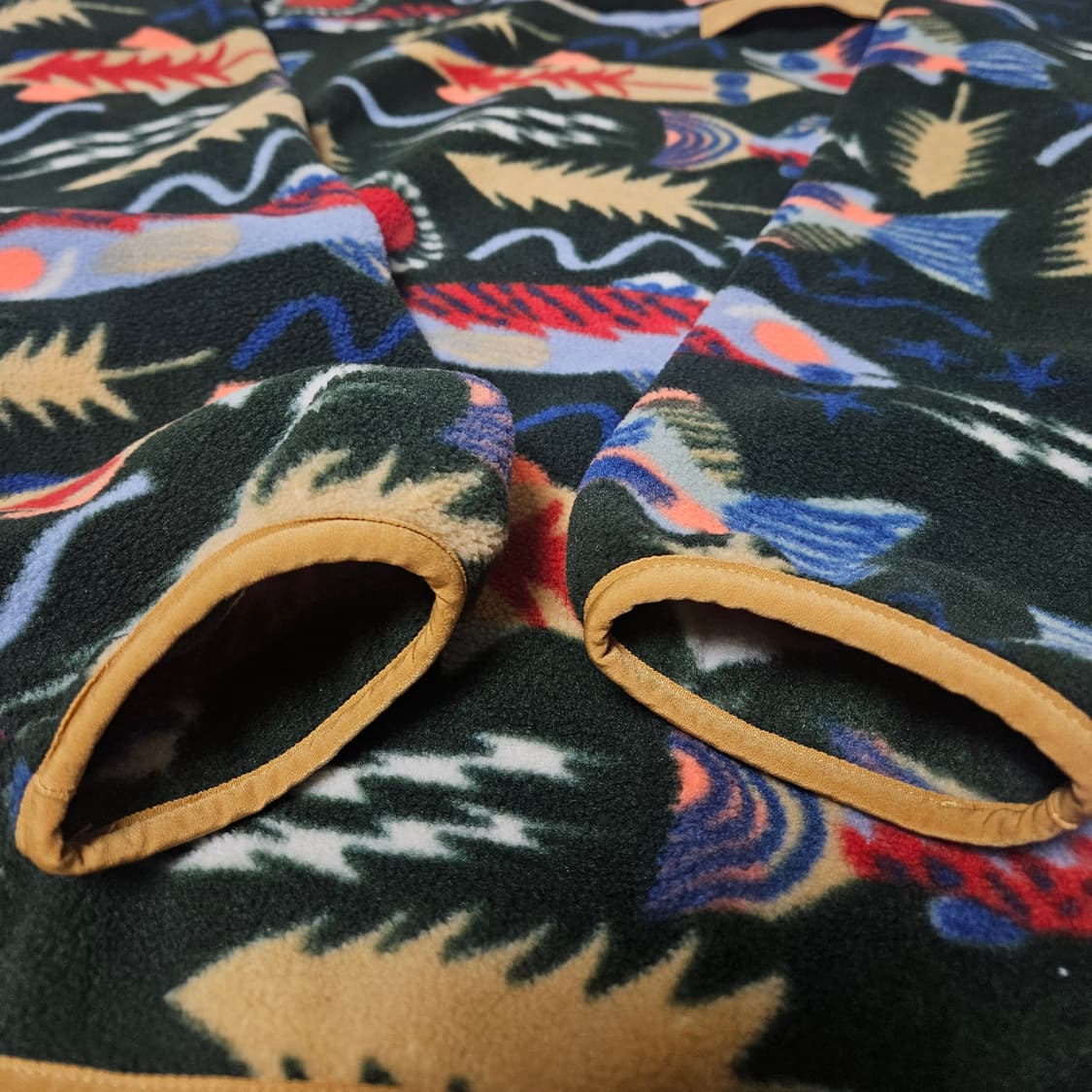 파타고니아 신칠라 살몬 그린 라이트웨이트 L 상품이미지2