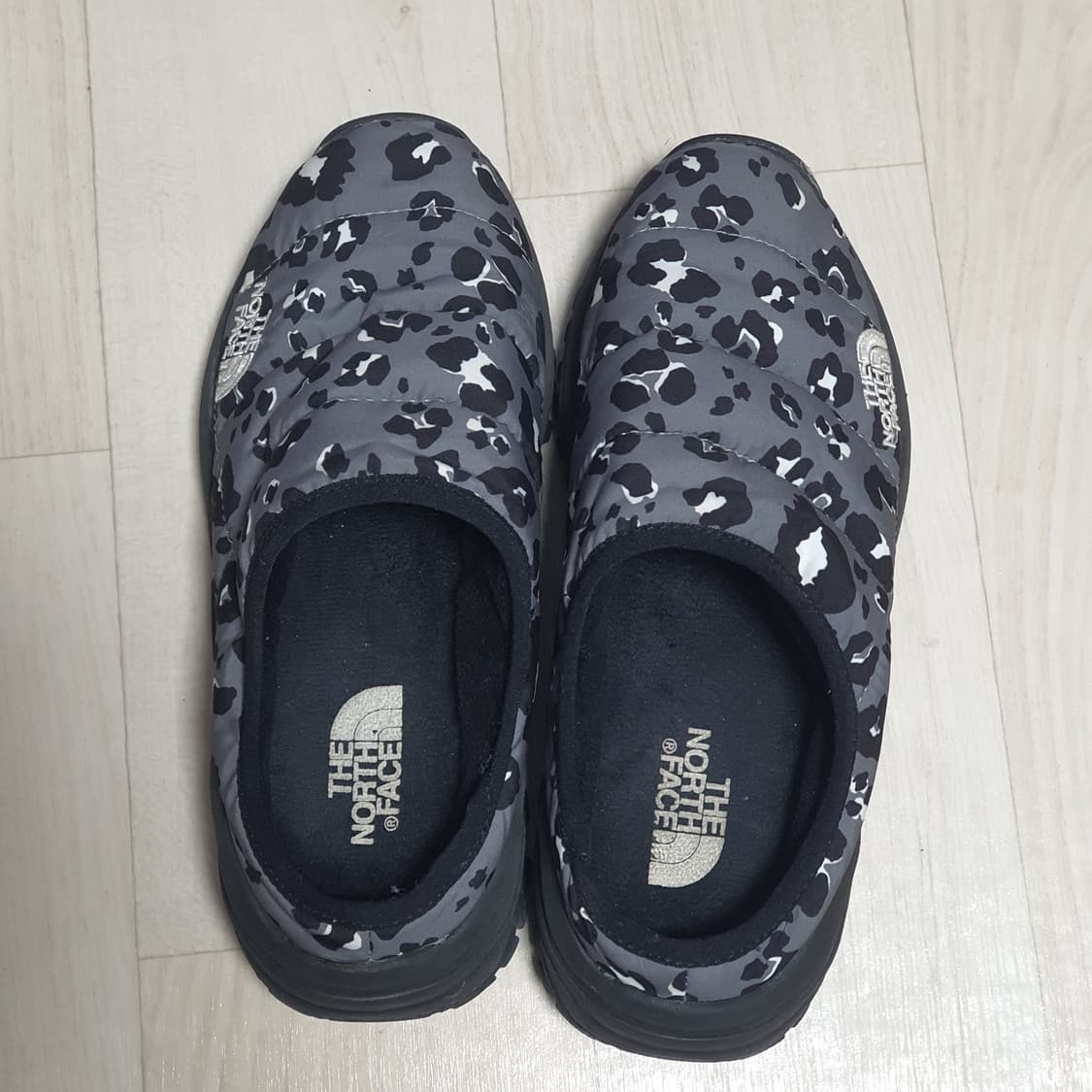 노스페이스 윈터 뮬 230 레오파드 방한화
 상품이미지3