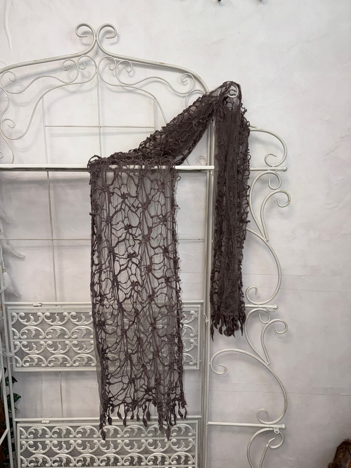 Gray grunge floral lace scarf 상품이미지3