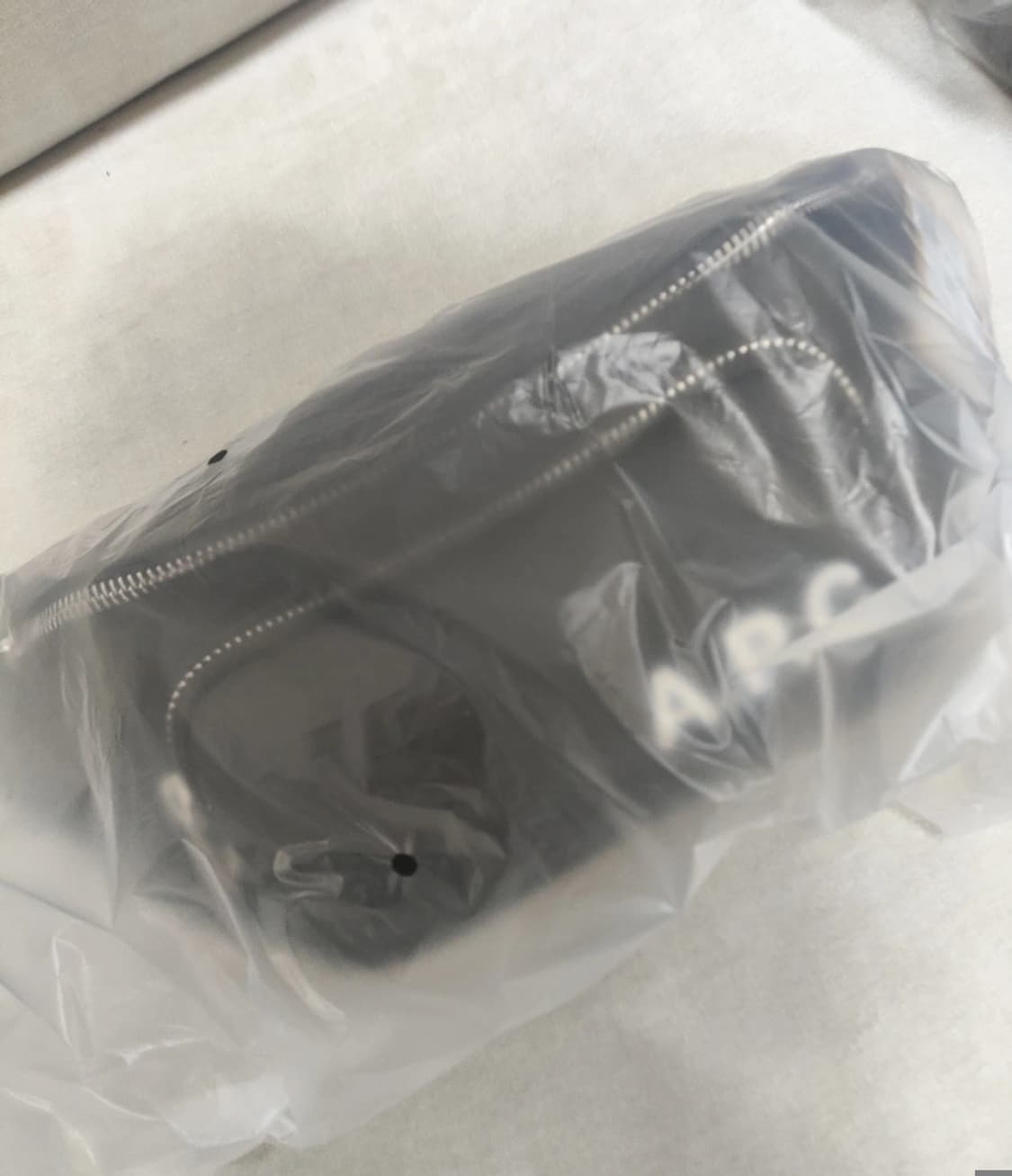 (새상품)APC 아페쎄 정품 슬링백/힙백 블랙 상품이미지6