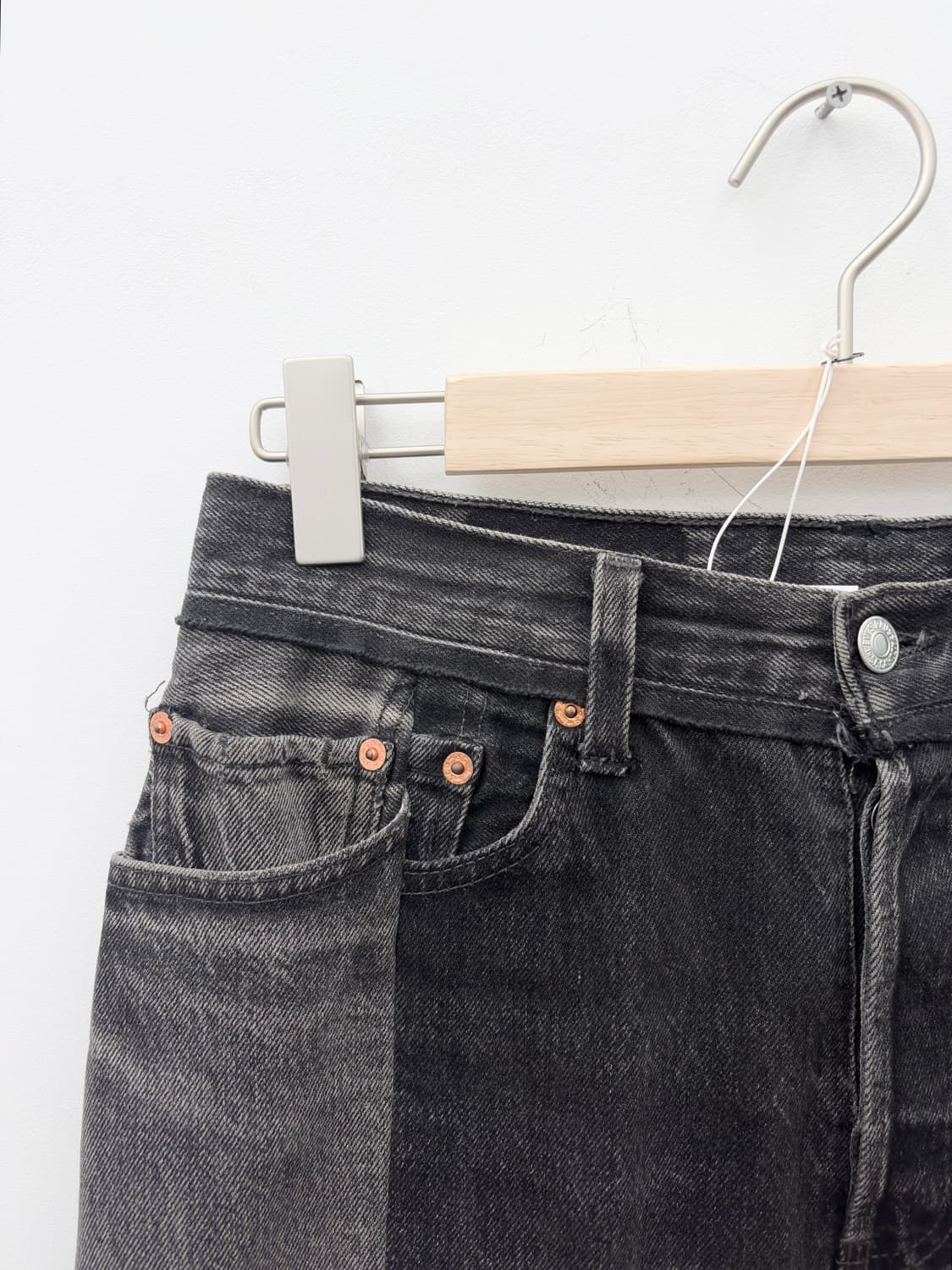 X LEVI'S RECONSTRUCTED DENIM PANTS 상품이미지2