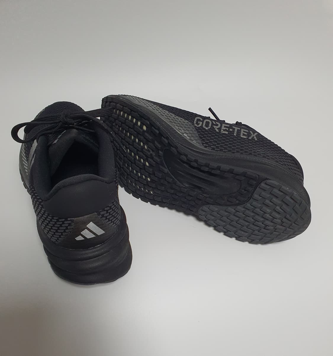 아디다스 슈퍼노바 고어텍스 러닝화 운동화 6 230 공용가능 상품이미지3