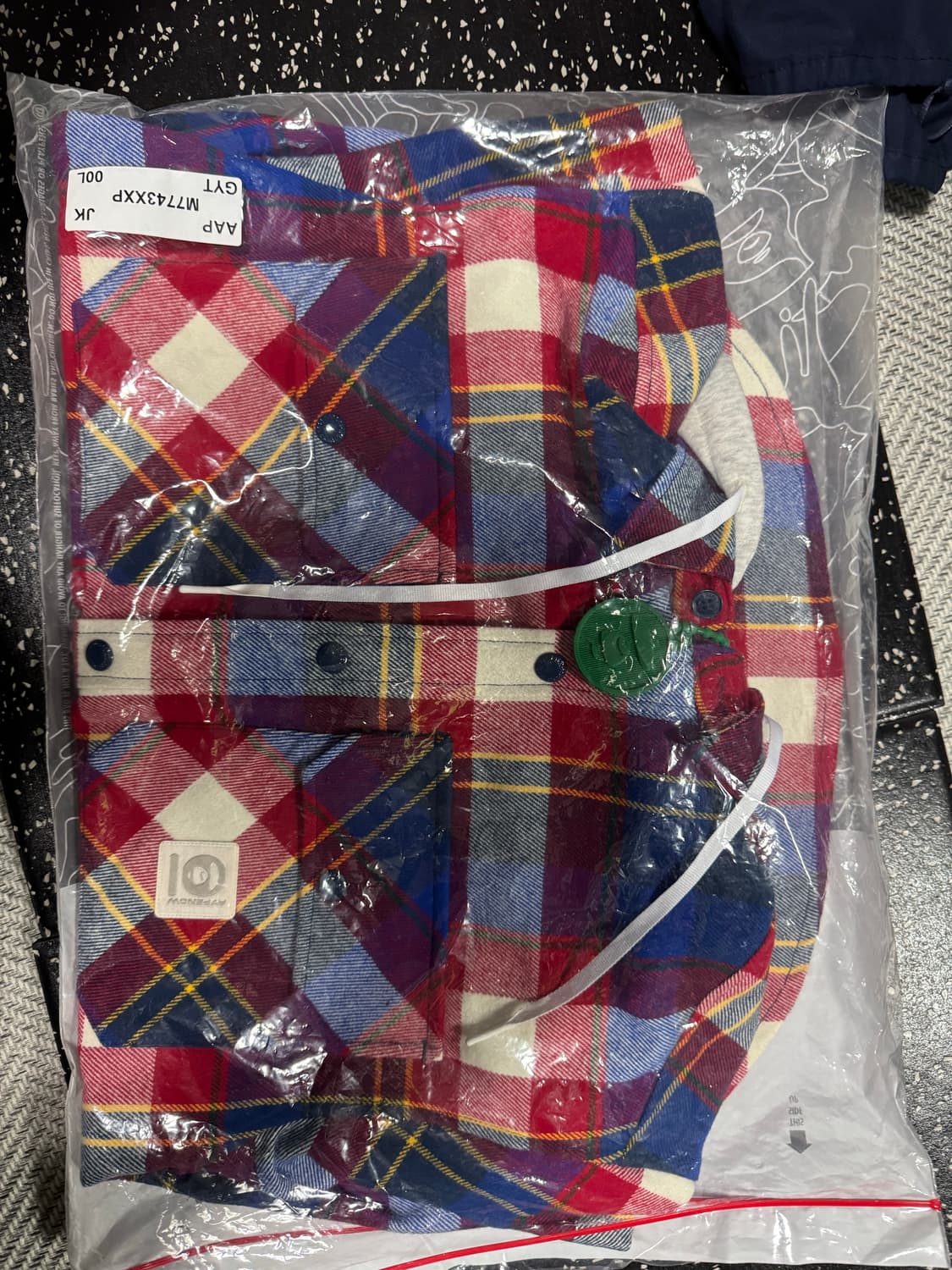 베이프 에이프 체크후드셔츠 새상품팝니다 상품이미지2